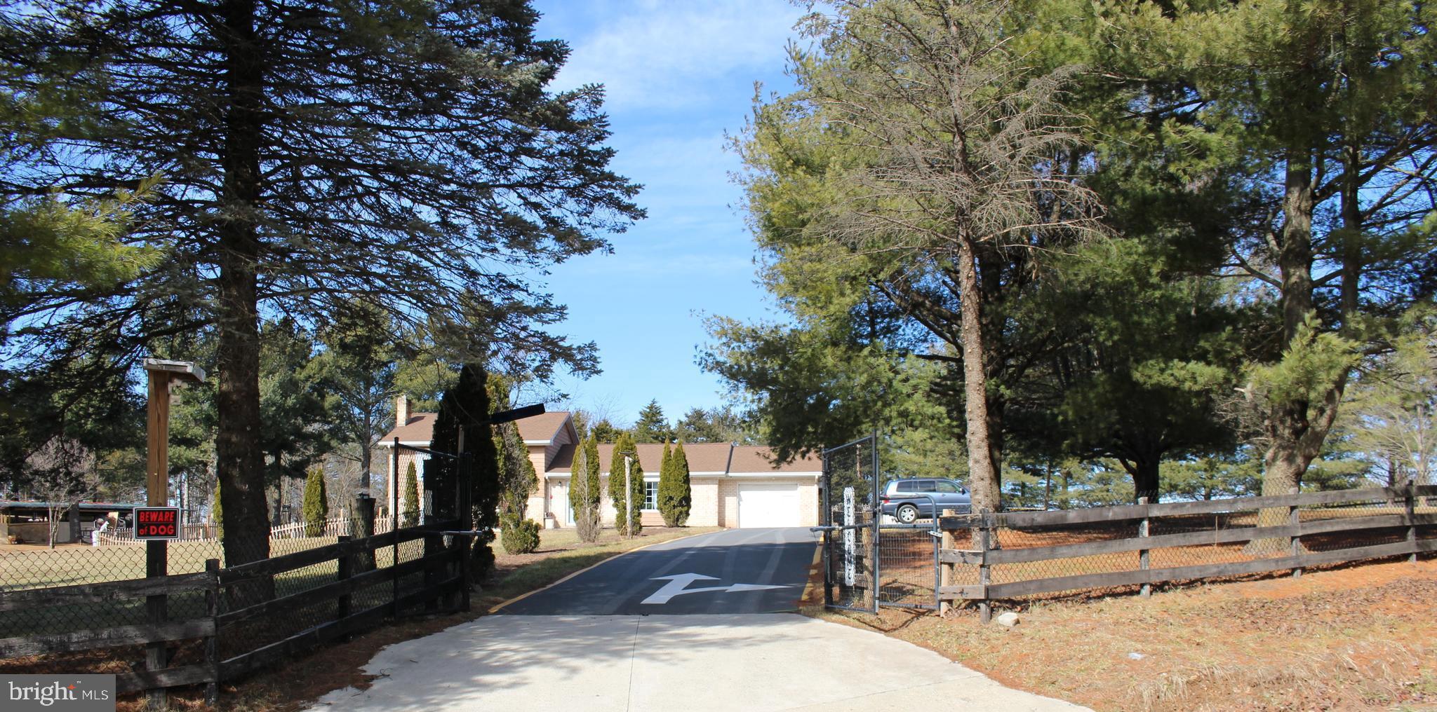 NEW PRICE !! THE SELLER IS MOTIVATED !! 
Listing agent prefers text message for communication: (703) 728 - 0105
BEAUTIFUL AND PRIVATE CORNER RESIDENCE: 4 BEDROOMS, 4 BATHS, 3 LEVELS WITH FULL BASEMENT.
On 3 acres, the property offers several bonuses, such as large, covered spaces for any event and can accommodate up to 100 people,
In addition: Horse stables, infrastructure for raising animals, etc.
PARKING FOR MULTIPLES cars, trucks, trailers, etc. YOU MUST SEE!!
All programs or cash qualify to purchase this property with many habitable additions (totaling almost 3000 Sq Feet's).