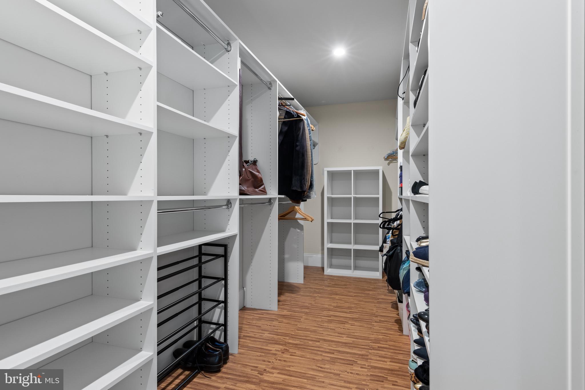LISETER - Residential