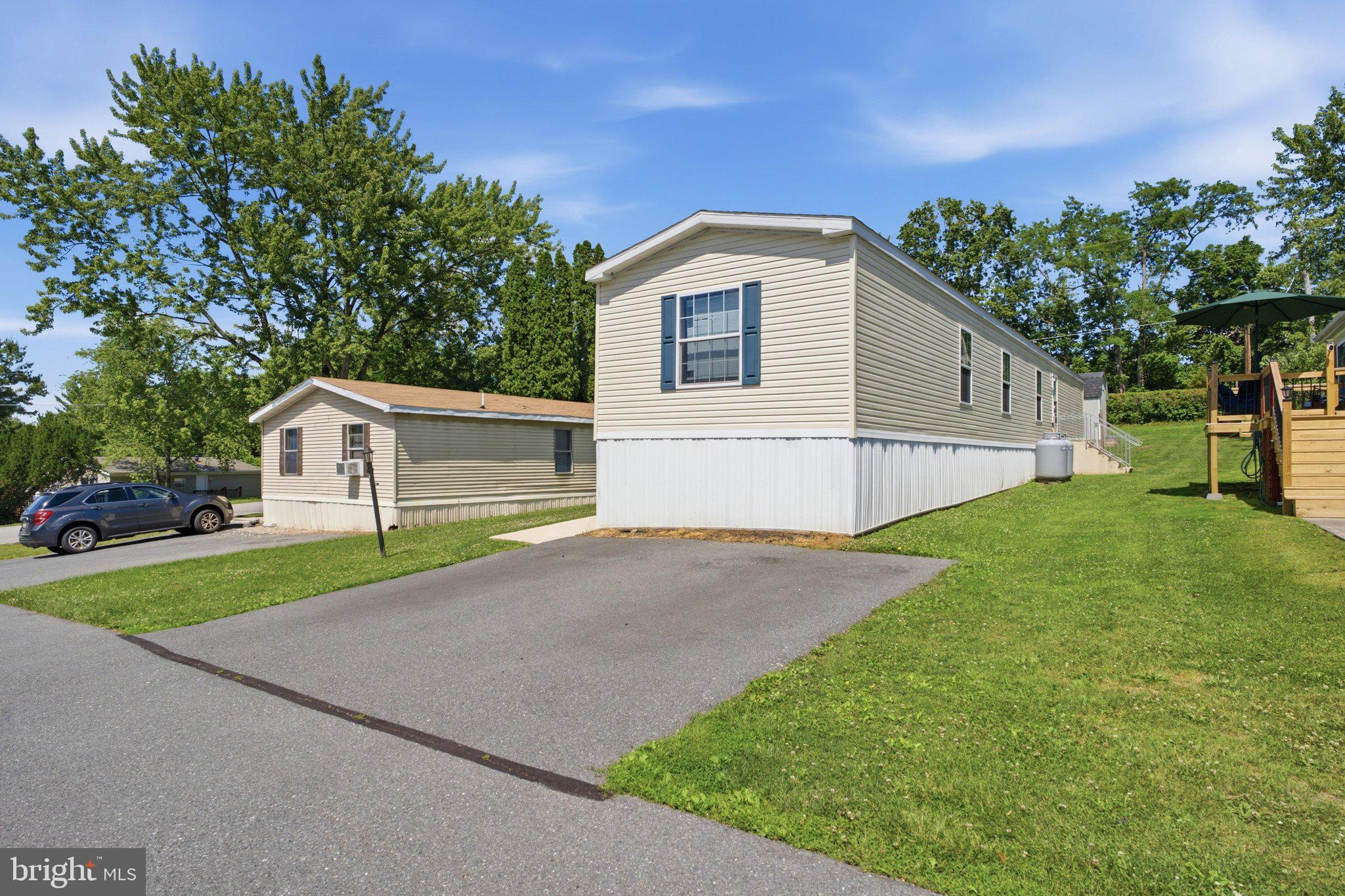 WALMAR MANOR - Residential
