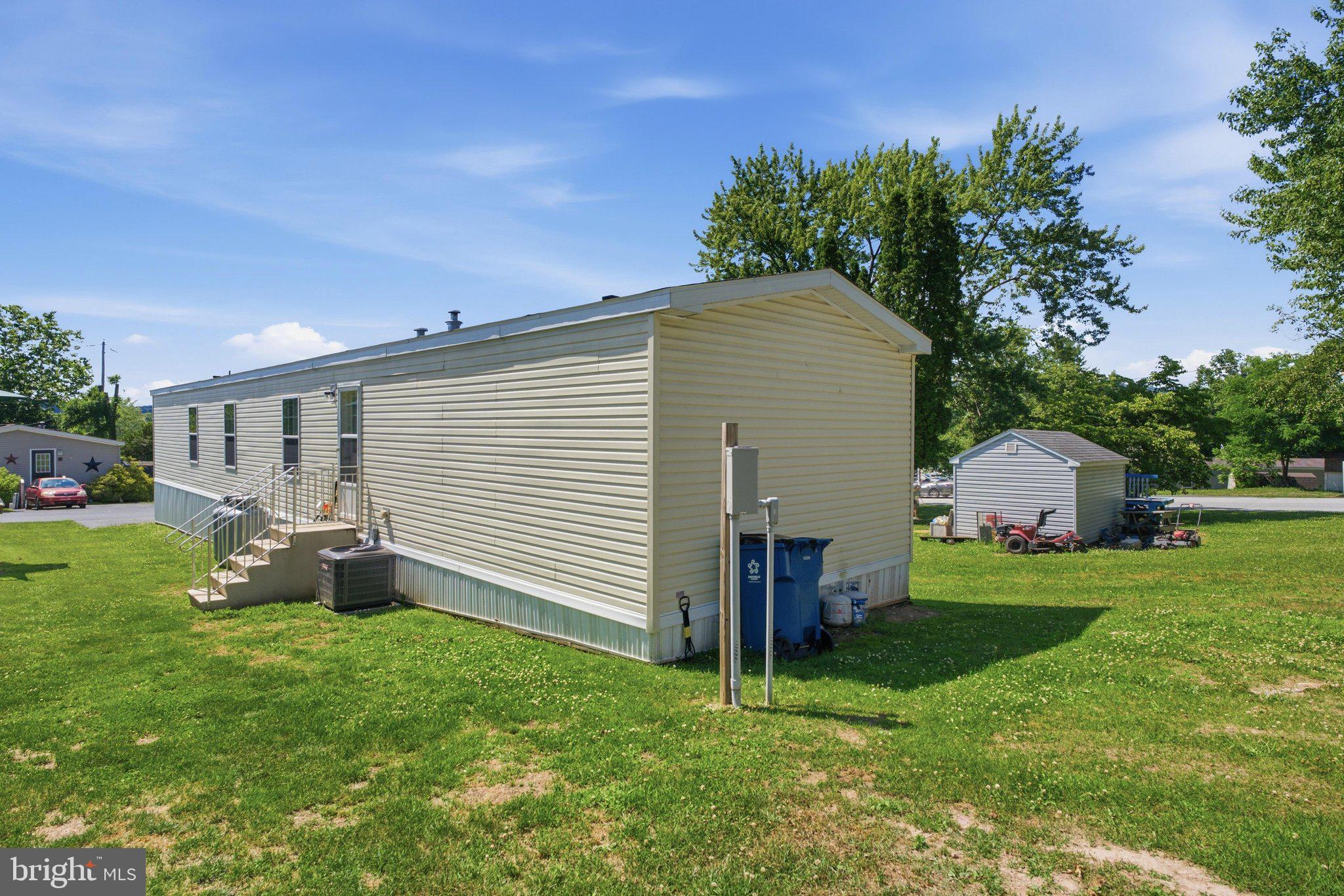 WALMAR MANOR - Residential