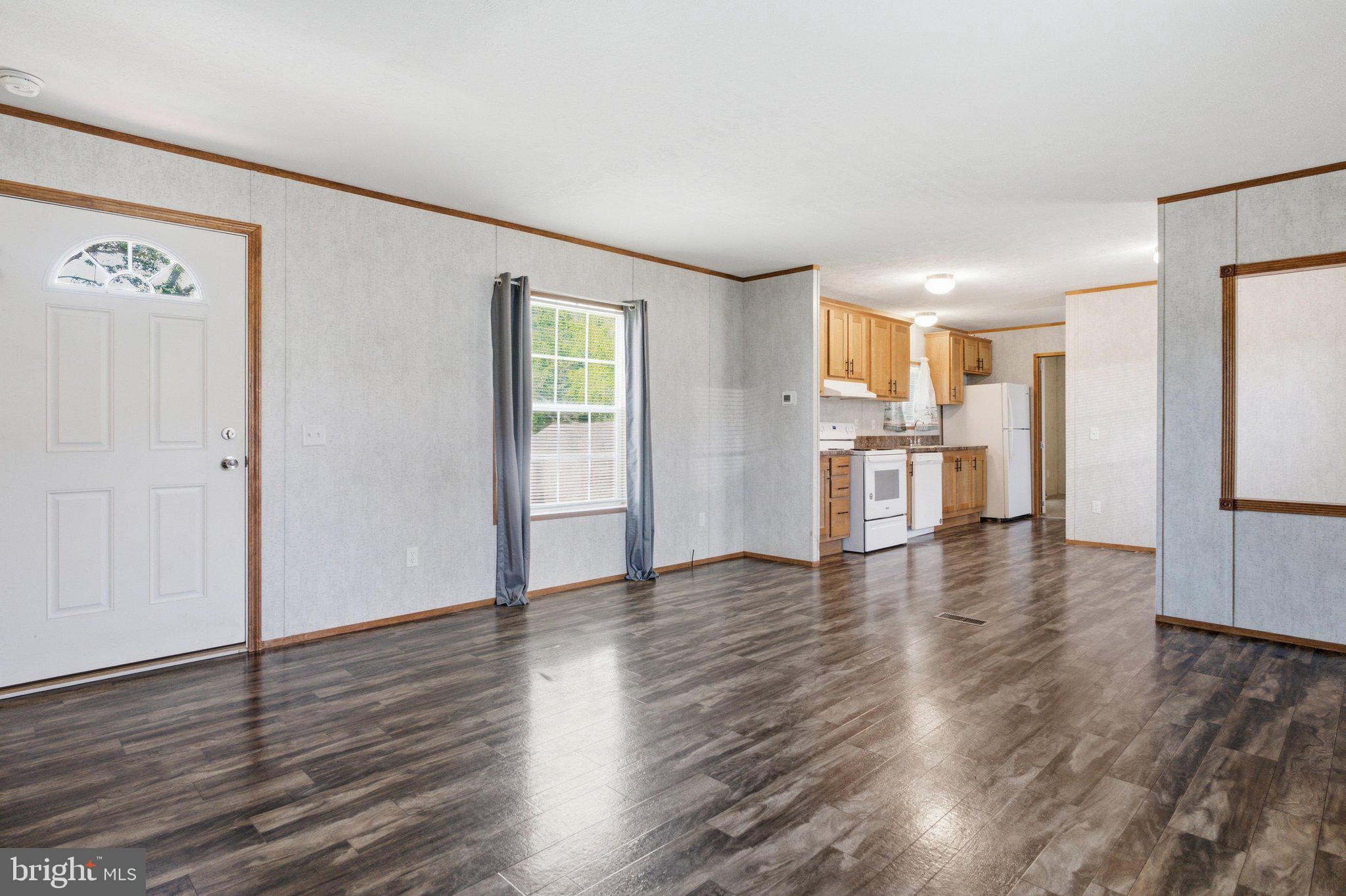 WALMAR MANOR - Residential