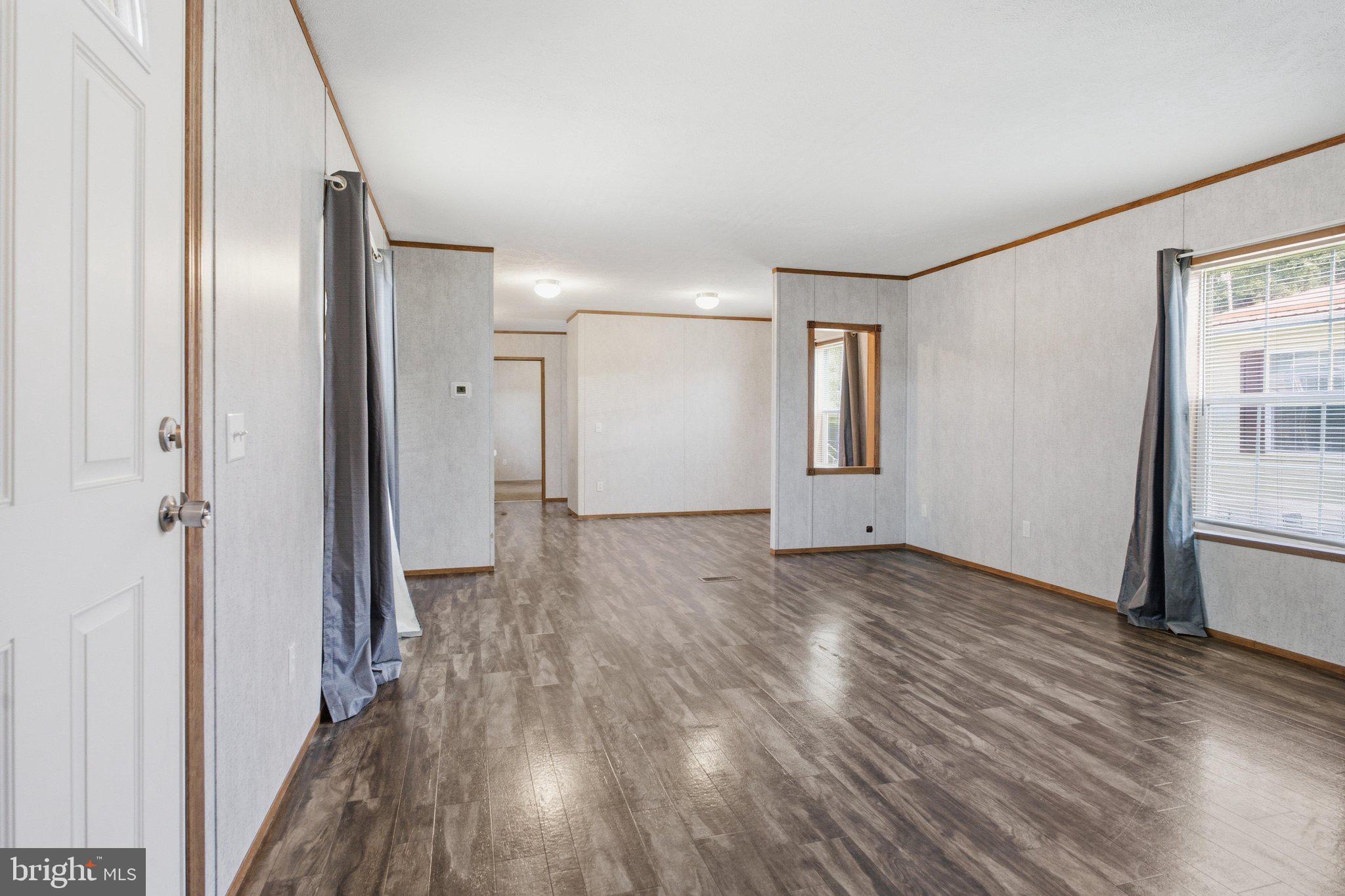 WALMAR MANOR - Residential