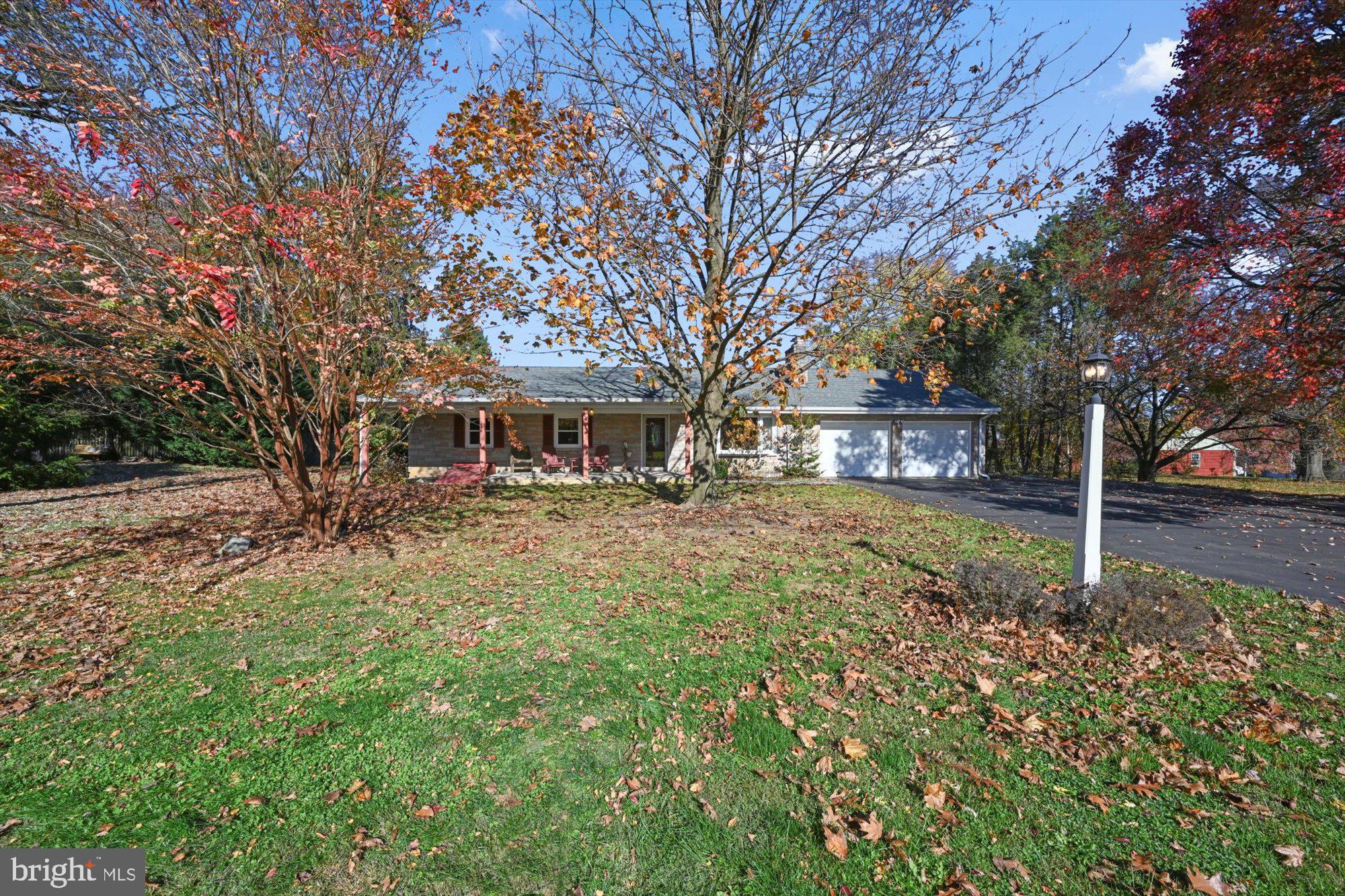 Home at last with spacious main level living conveniently located on a quiet, dead-end, street. Move right in with gleaming hardwood floors accented by inlays. Natural light streams through the replacement windows. Unpack & unstack the kids or belongings in the finished basement. It’s the yard of yards. Entertain outdoors with a covered porch, two patios, & gazebo. Be in before the snow falls!