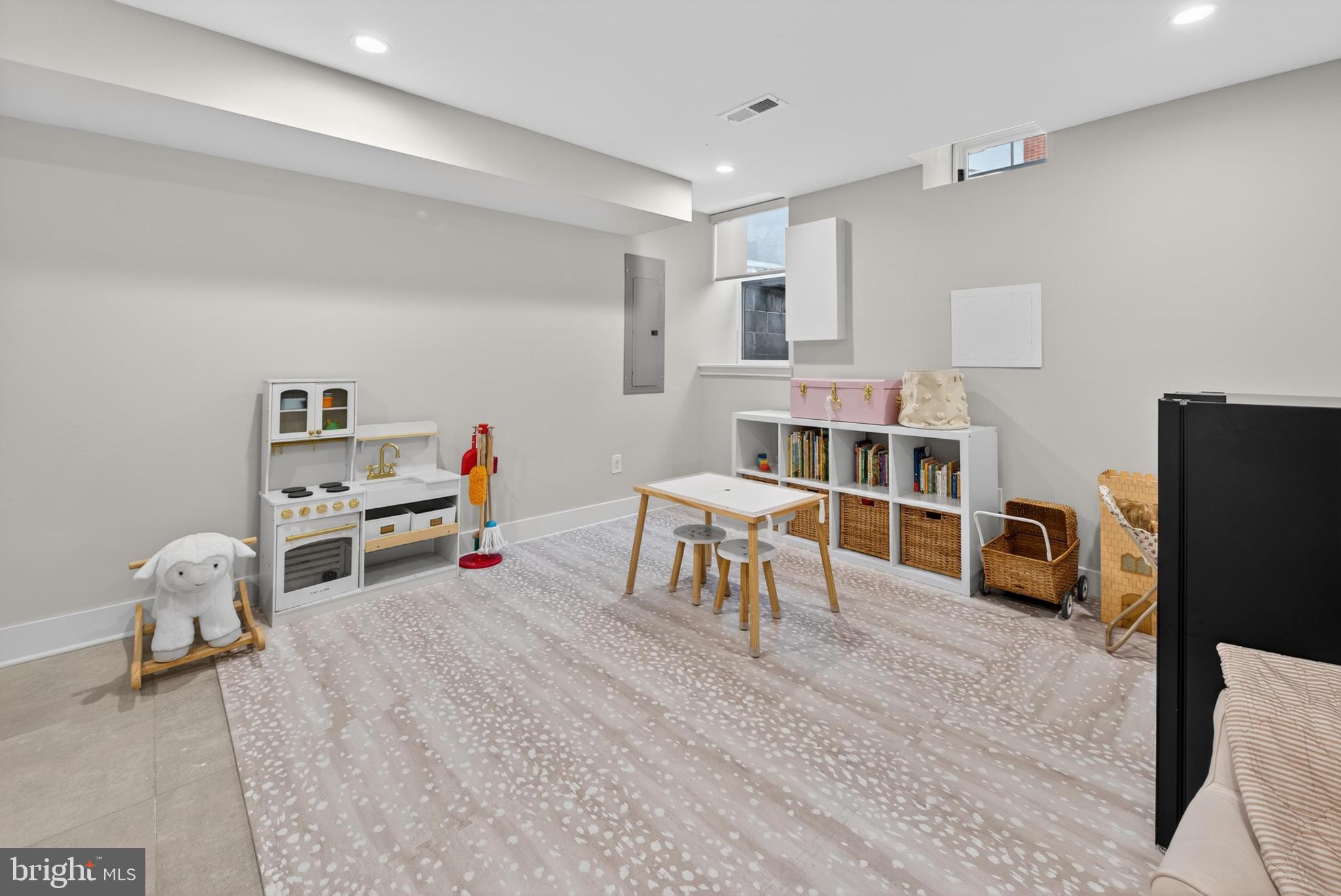 GRADUATE HOSPITAL - Residential