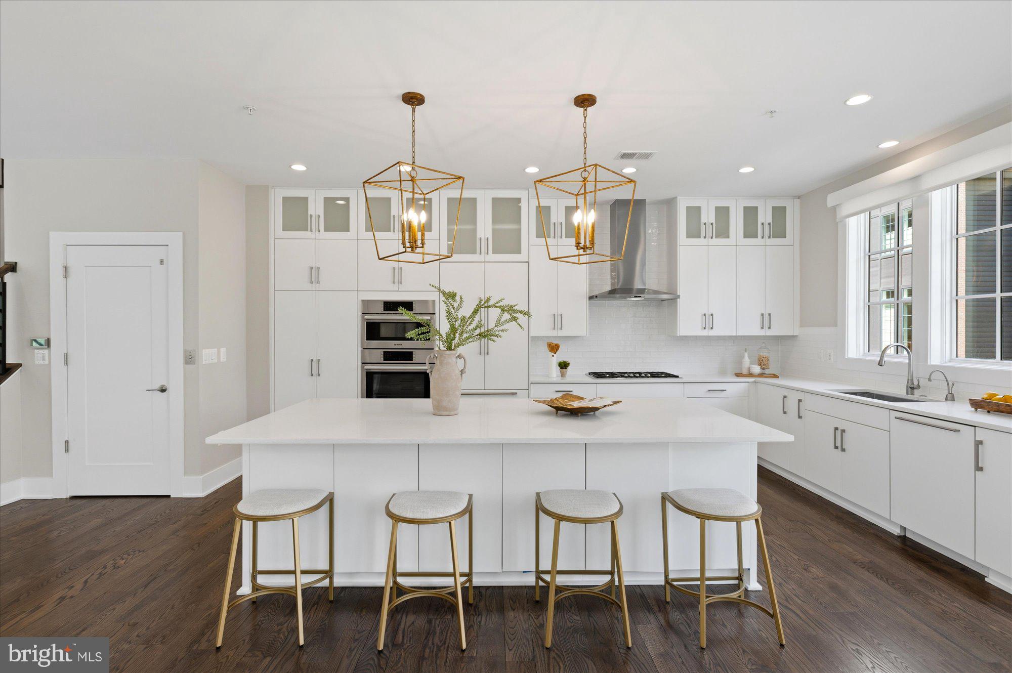 CHEVY CHASE - Residential