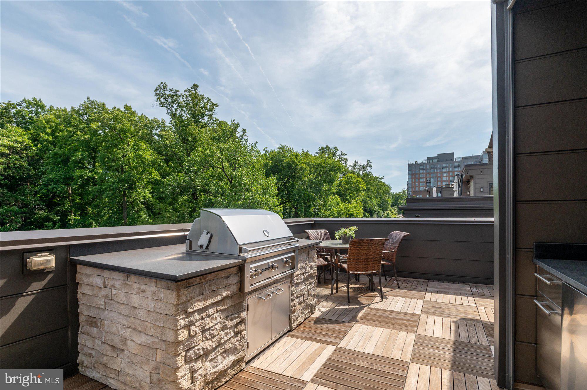 CHEVY CHASE - Residential
