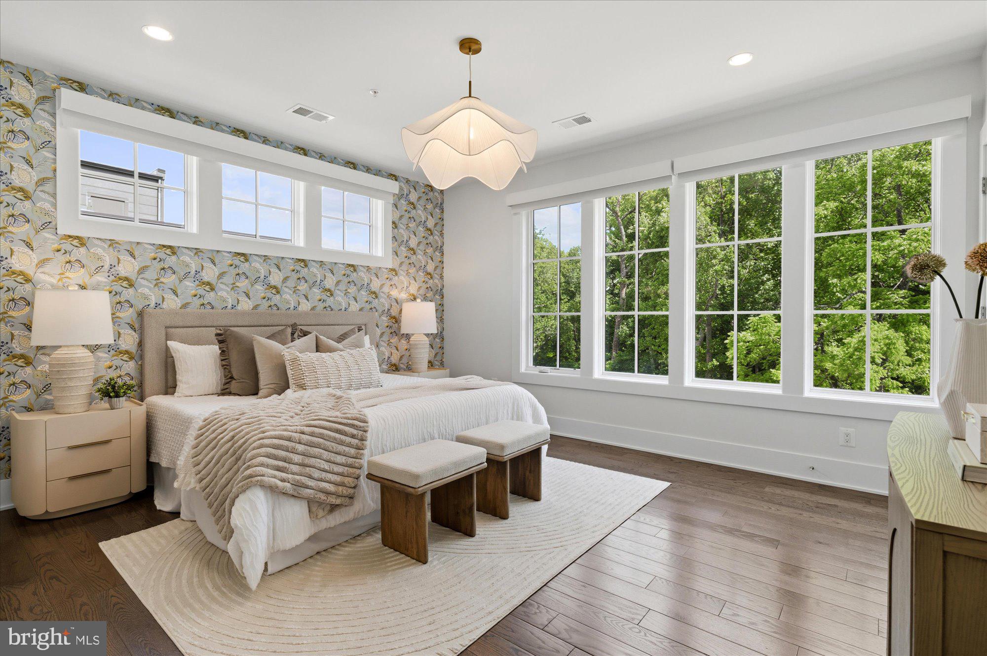 CHEVY CHASE - Residential