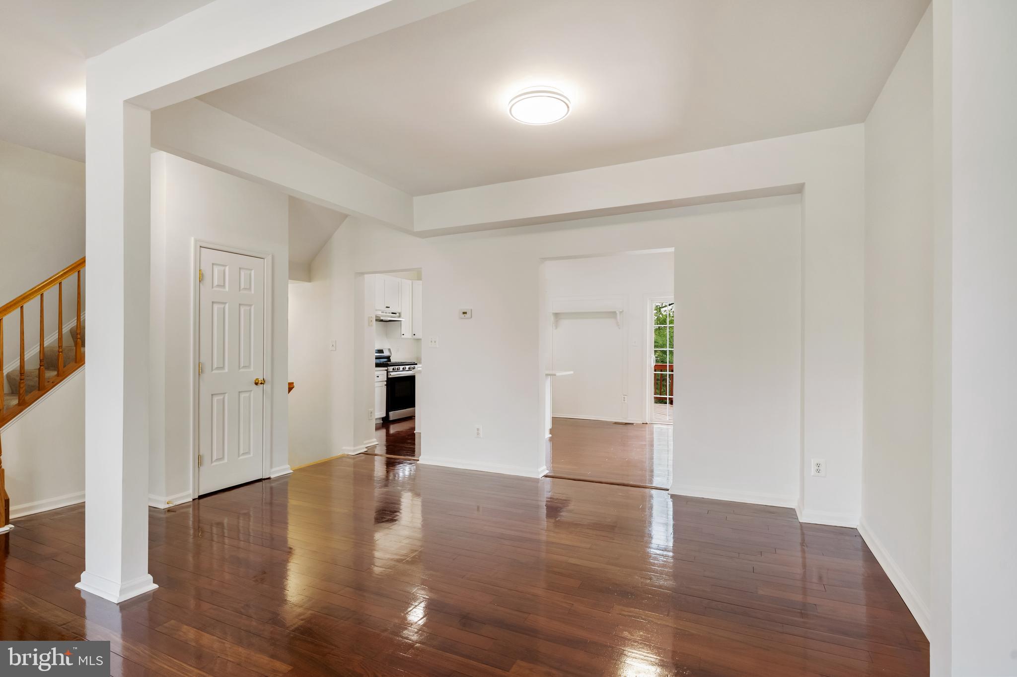 SYCAMORE HILL - Residential