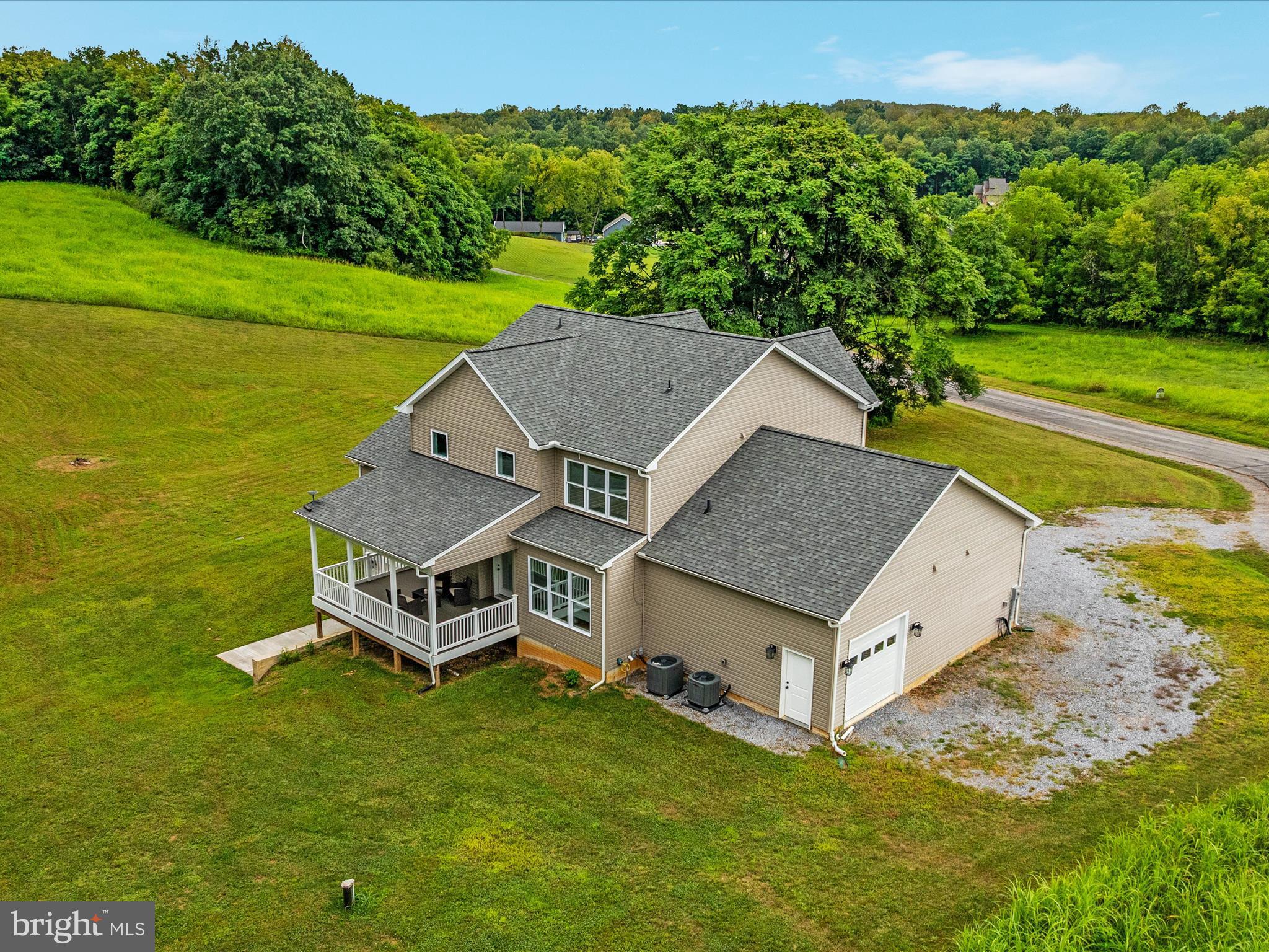 CROSSINGS ON THE POTOMAC - Residential