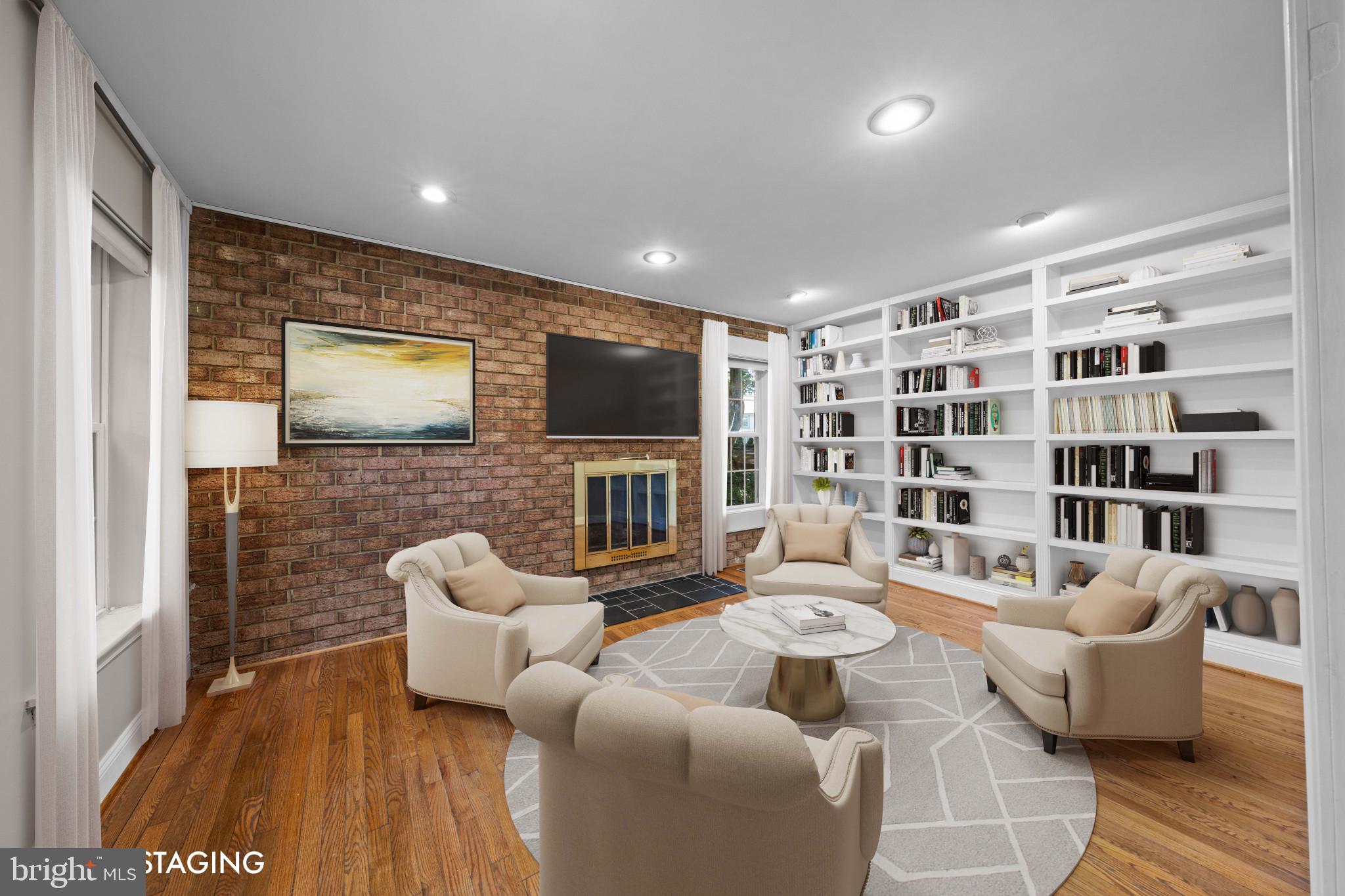RESTON - Residential