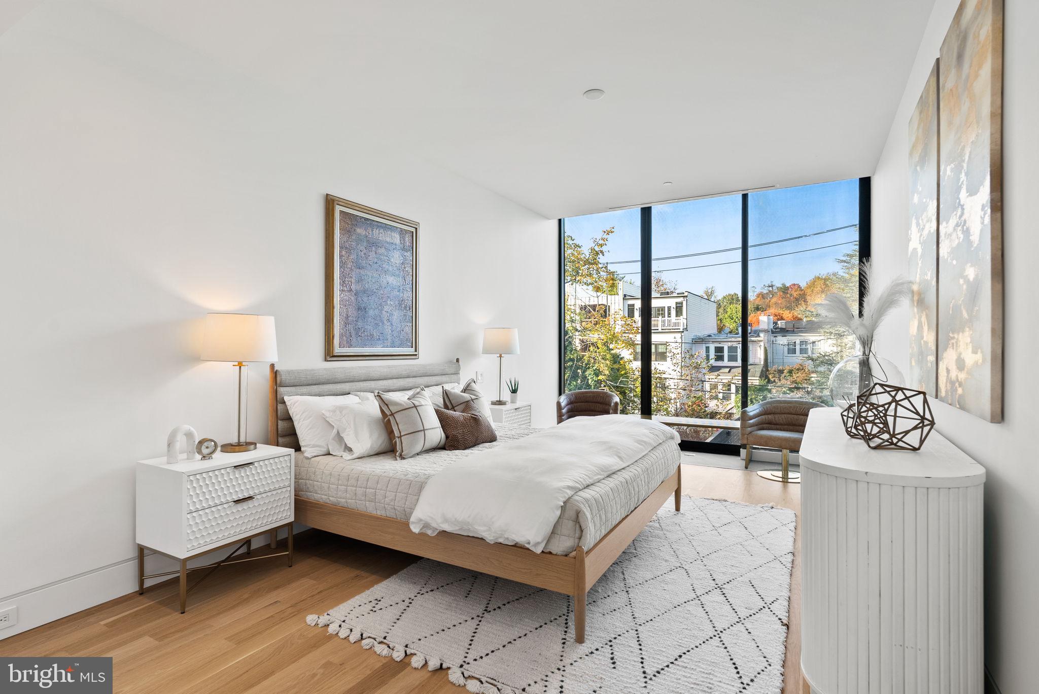 BURLEITH - Residential