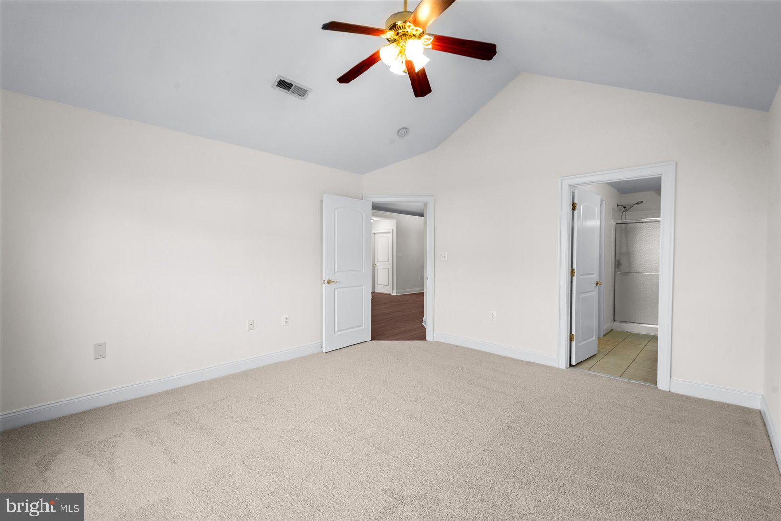REGENCY PARK VILLAS - Residential
