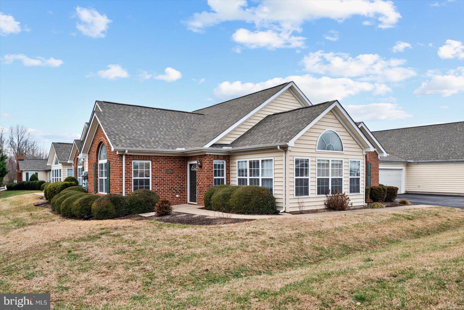 REGENCY PARK VILLAS - Residential