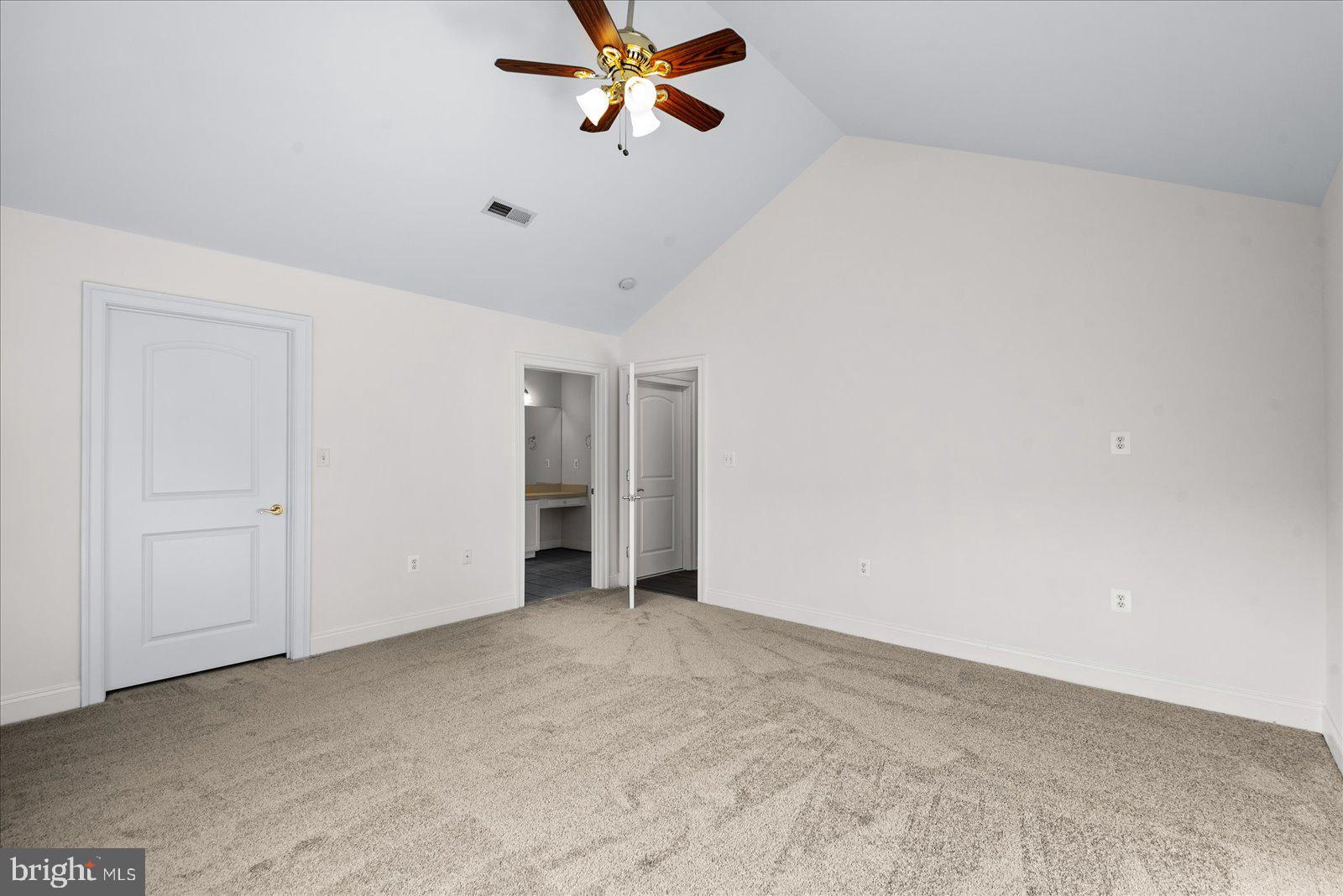 REGENCY PARK VILLAS - Residential