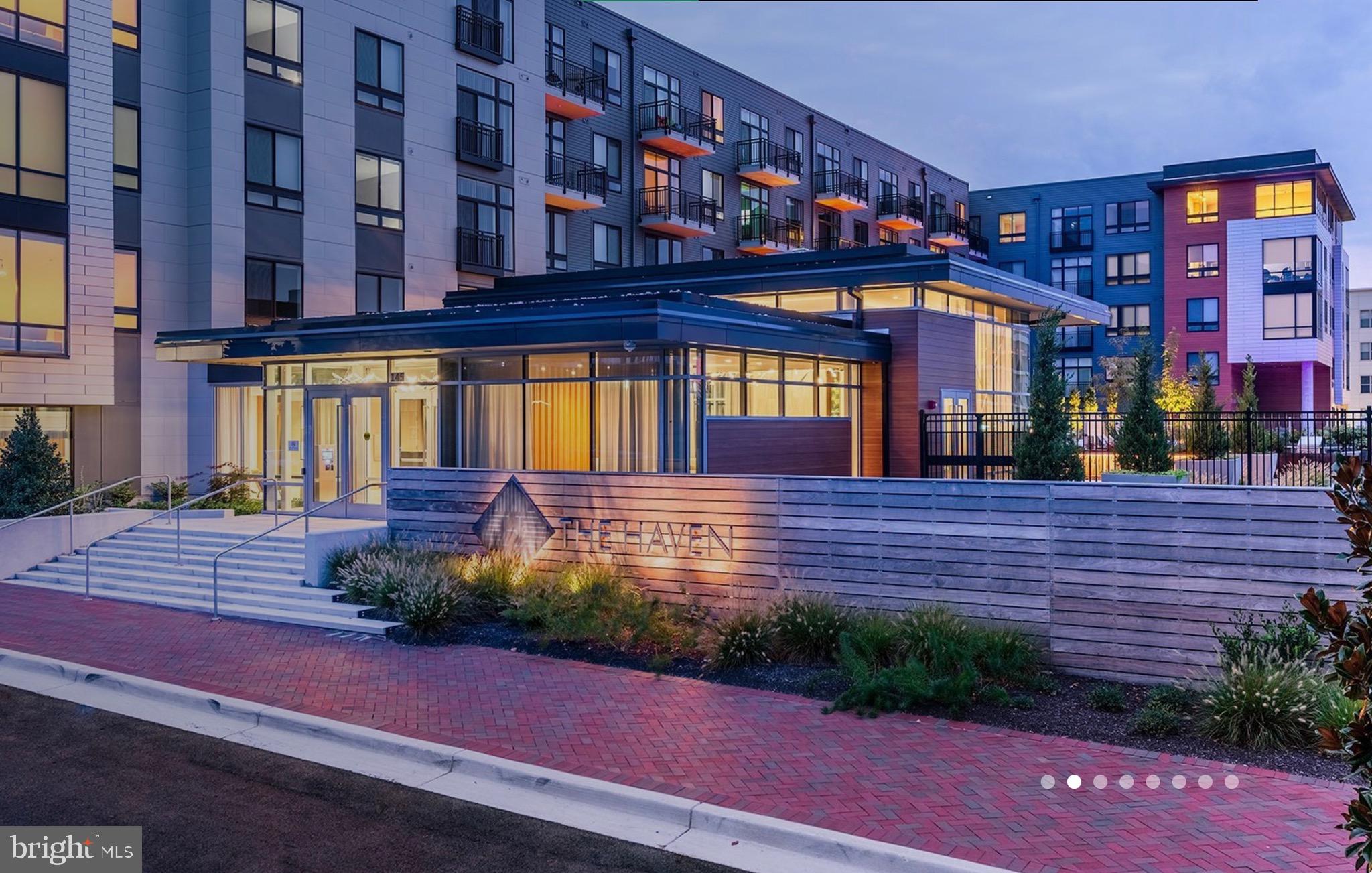Welcome to National Harbor Riverhaven building . 1bedroom condo with all the great amenities  and views..