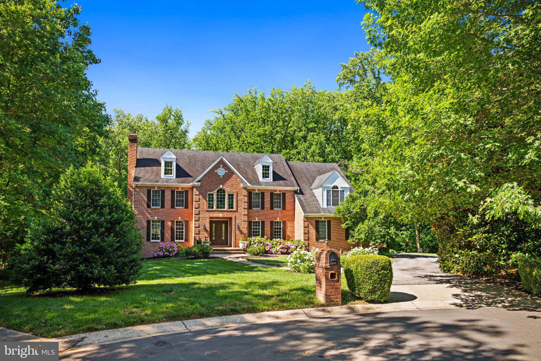 THE MEADOWS - Residential