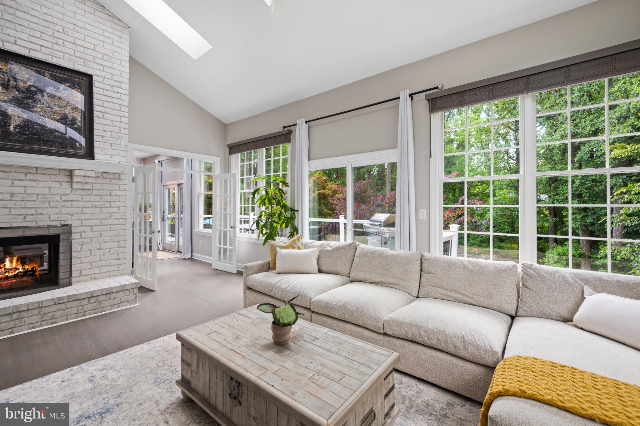 THE MEADOWS - Residential