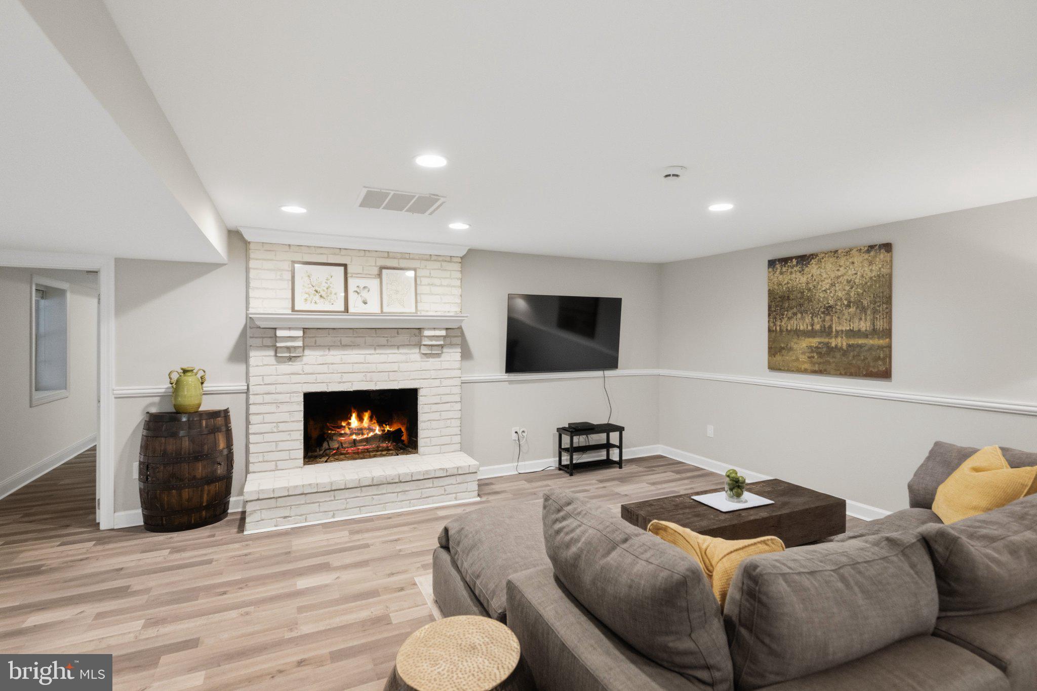 THE MEADOWS - Residential