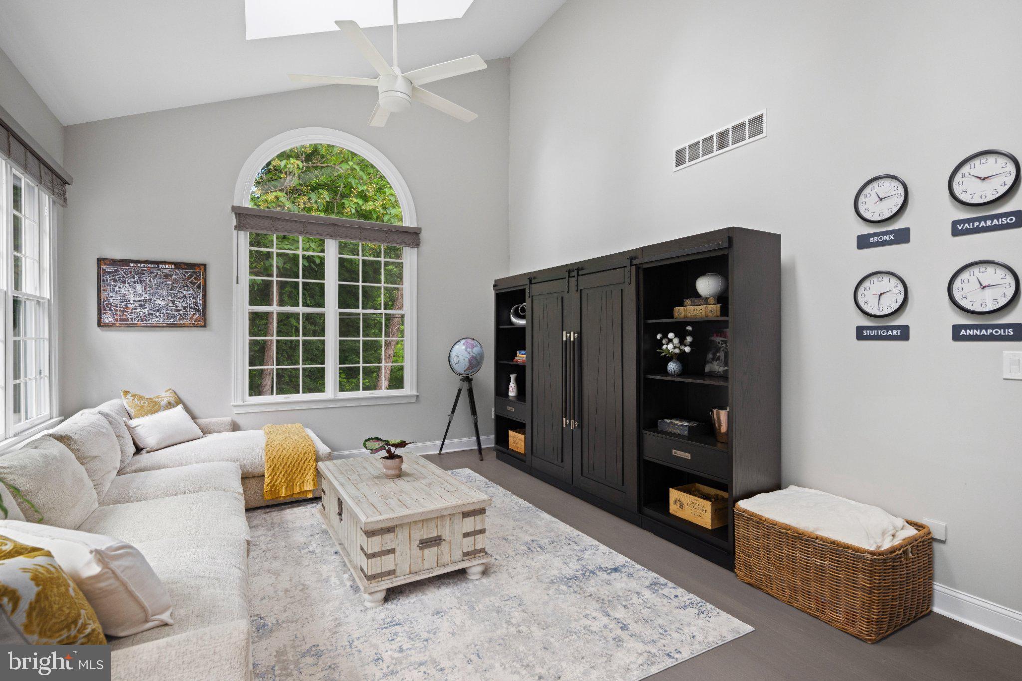 THE MEADOWS - Residential