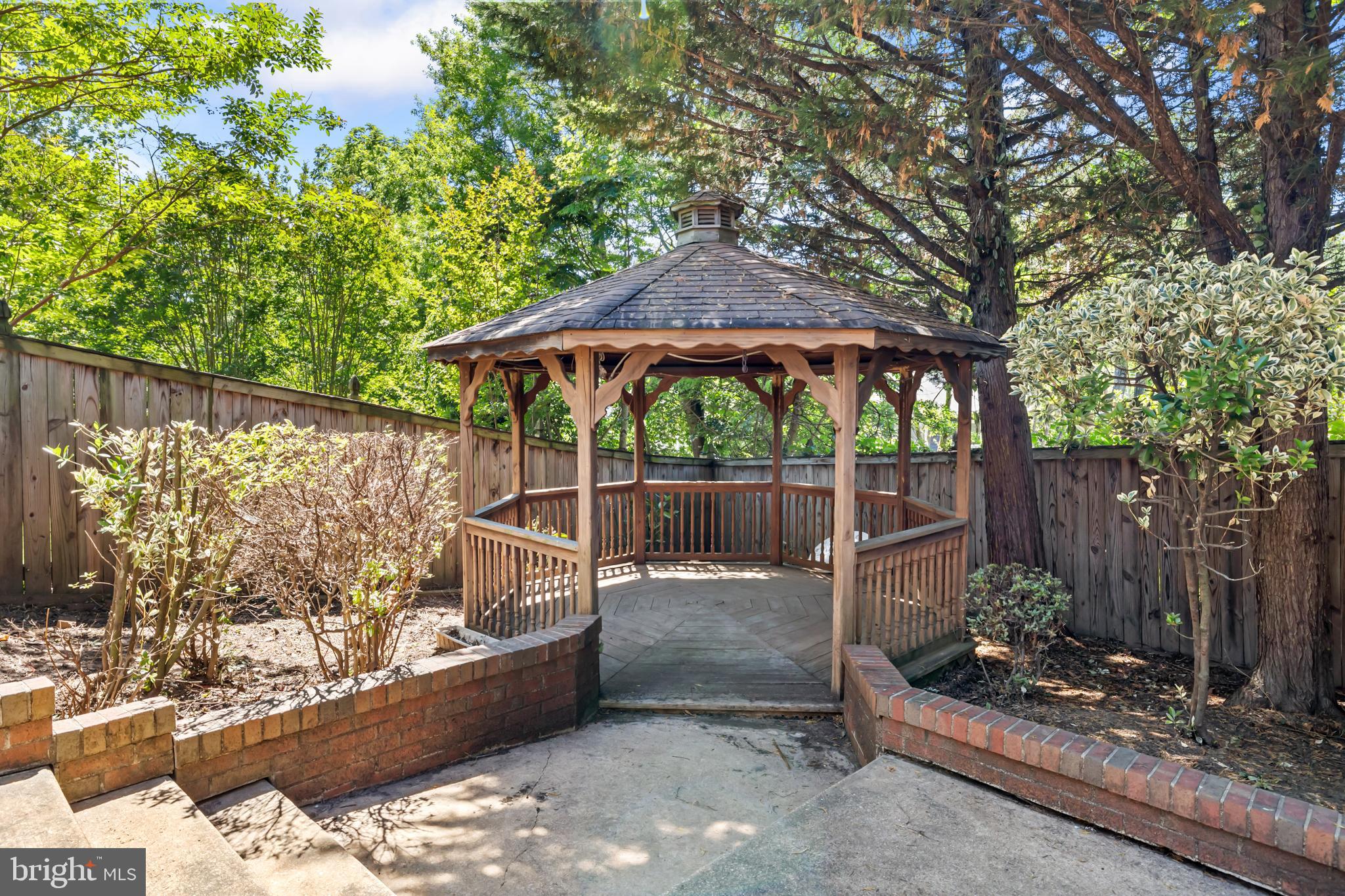 HUNGERFORD - Residential