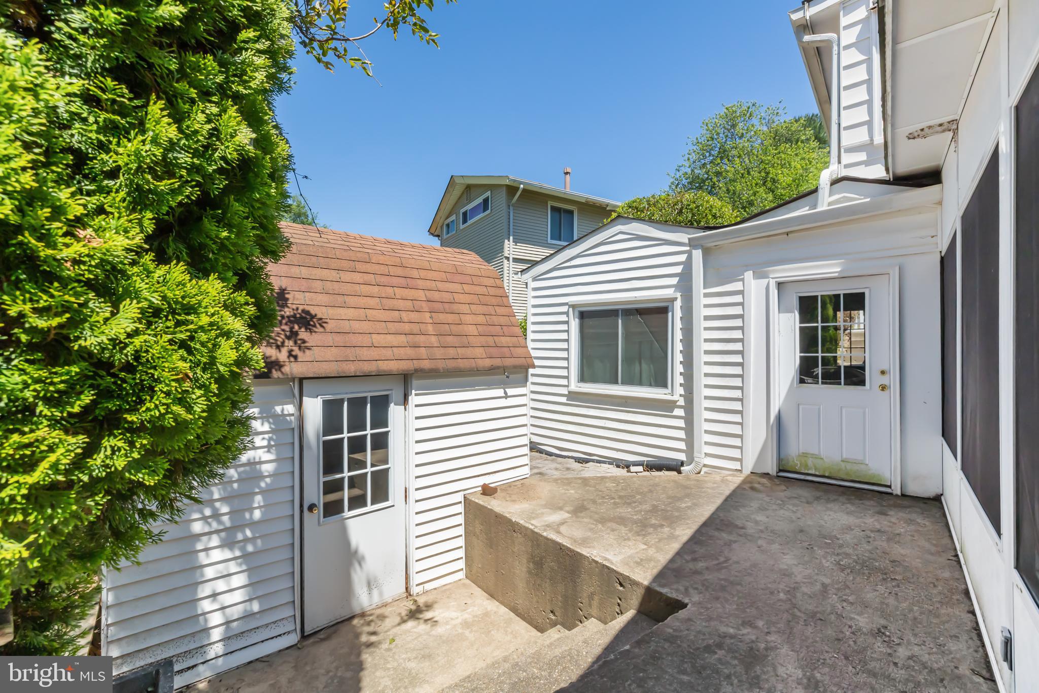 HUNGERFORD - Residential