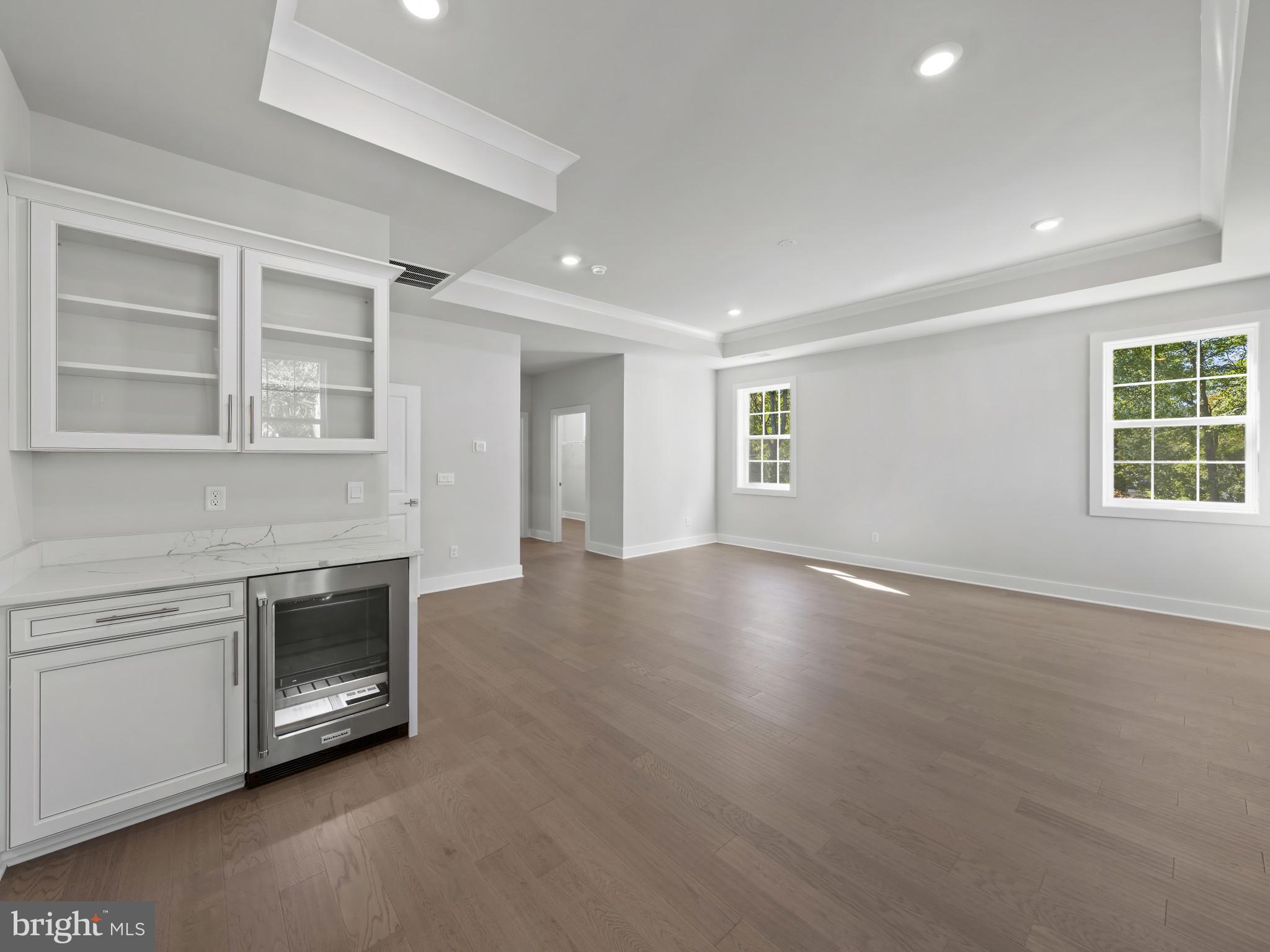 COLLINGWOOD CHASE - Residential