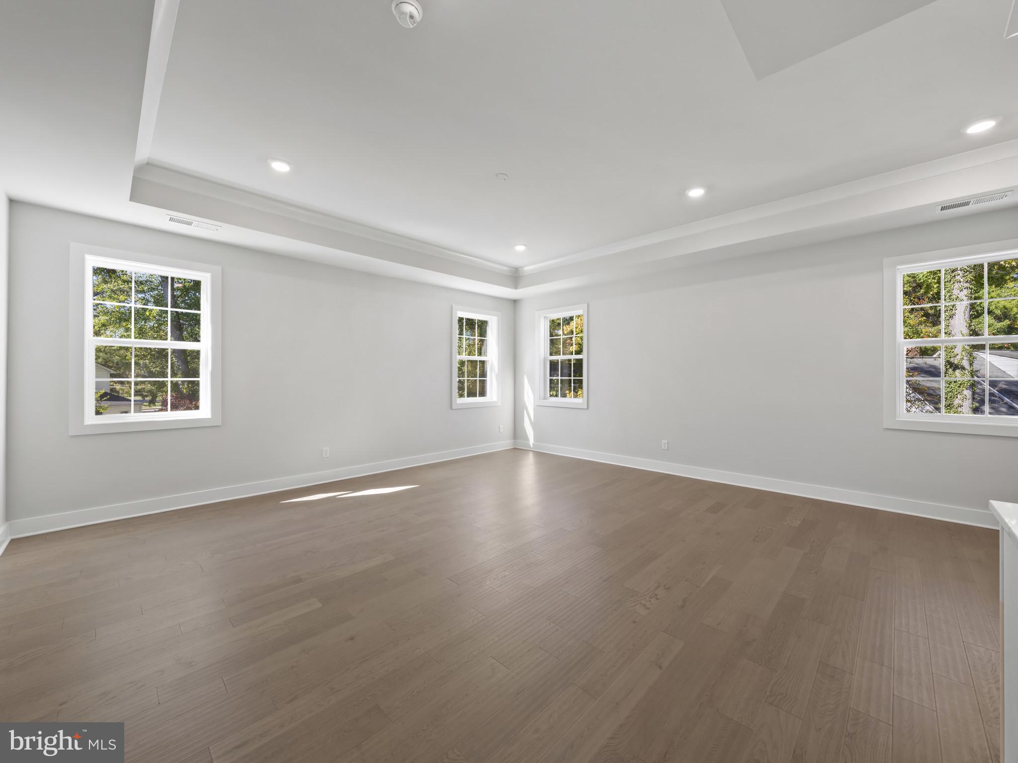 COLLINGWOOD CHASE - Residential