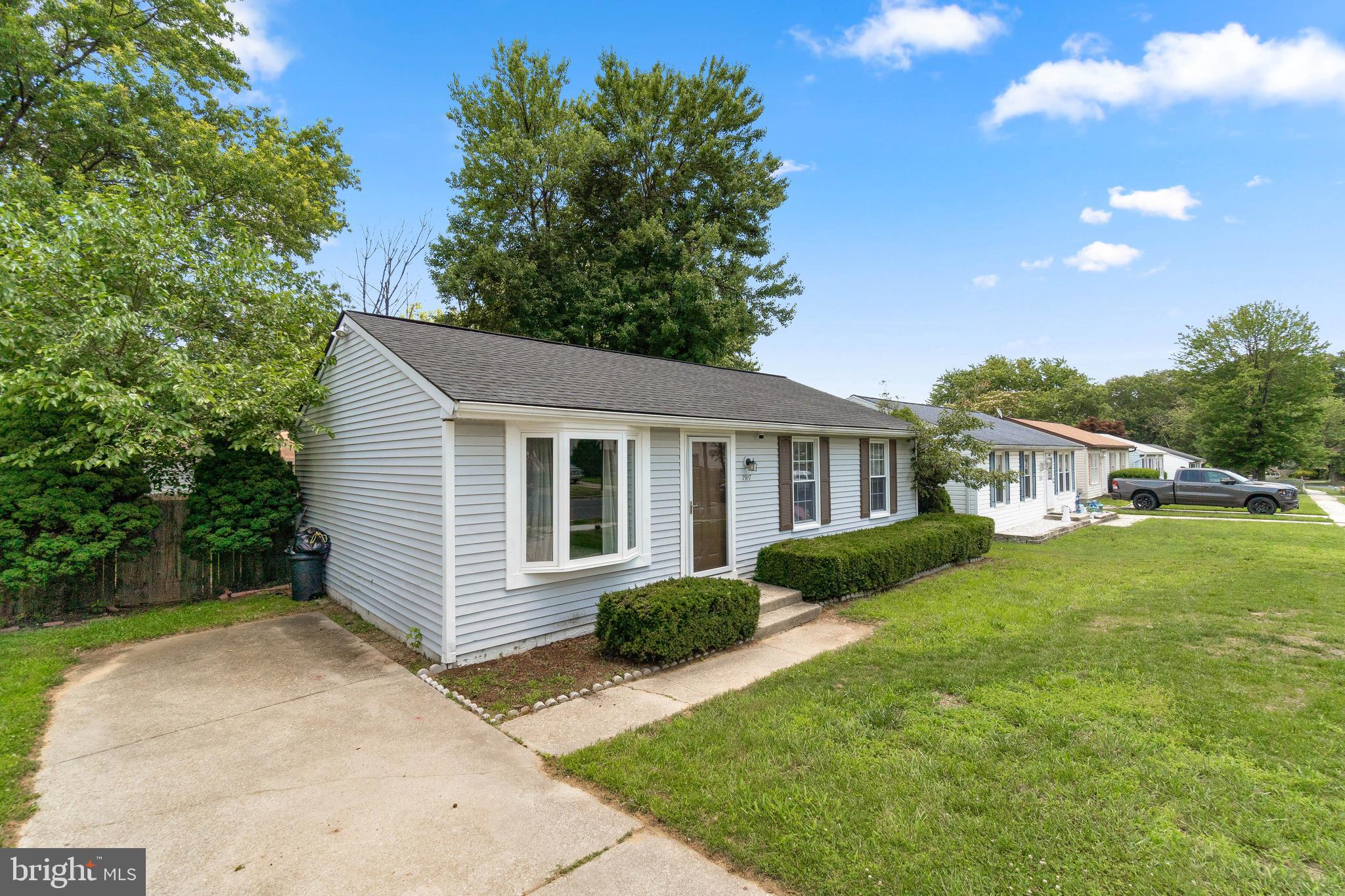 Move right in to this 3 bedroom home with an updated kitchen and bath!  Open concept with kitchen and dining are open to the living area.  Spacious  with ample cabinet storage and counter space.  Rear deck and fenced rear yard.  Easy access to major commuter routes. Close to shopping, dining & entertainment.  Schedule your private tour today!