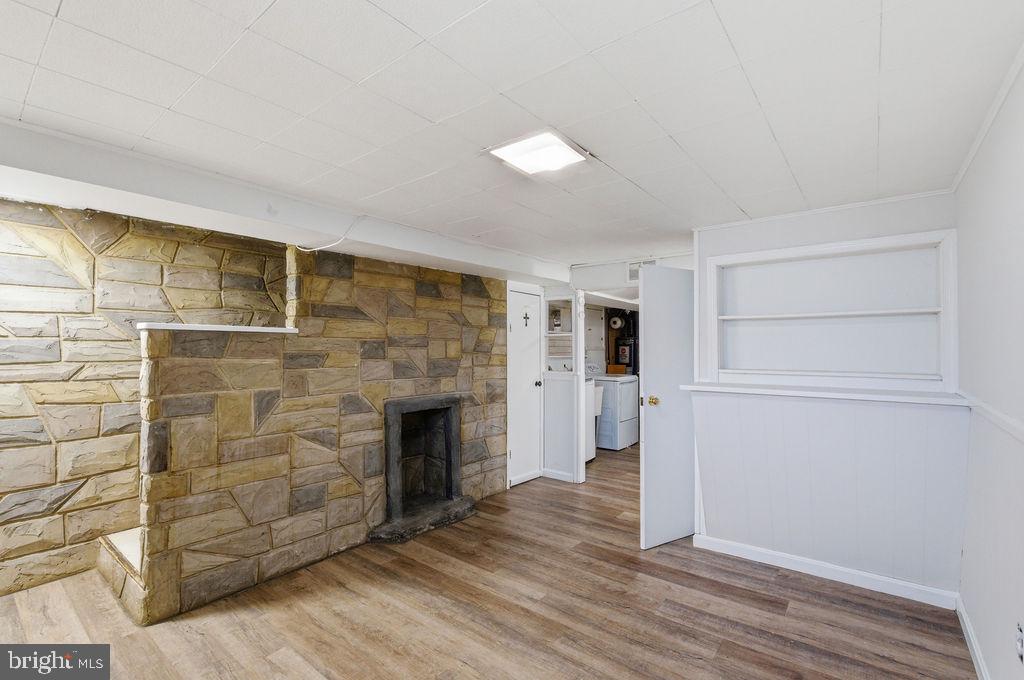 EASTWOOD - Residential