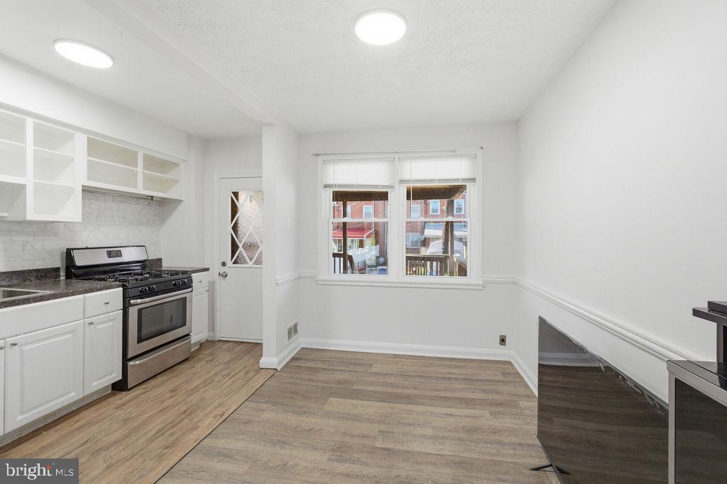 EASTWOOD - Residential