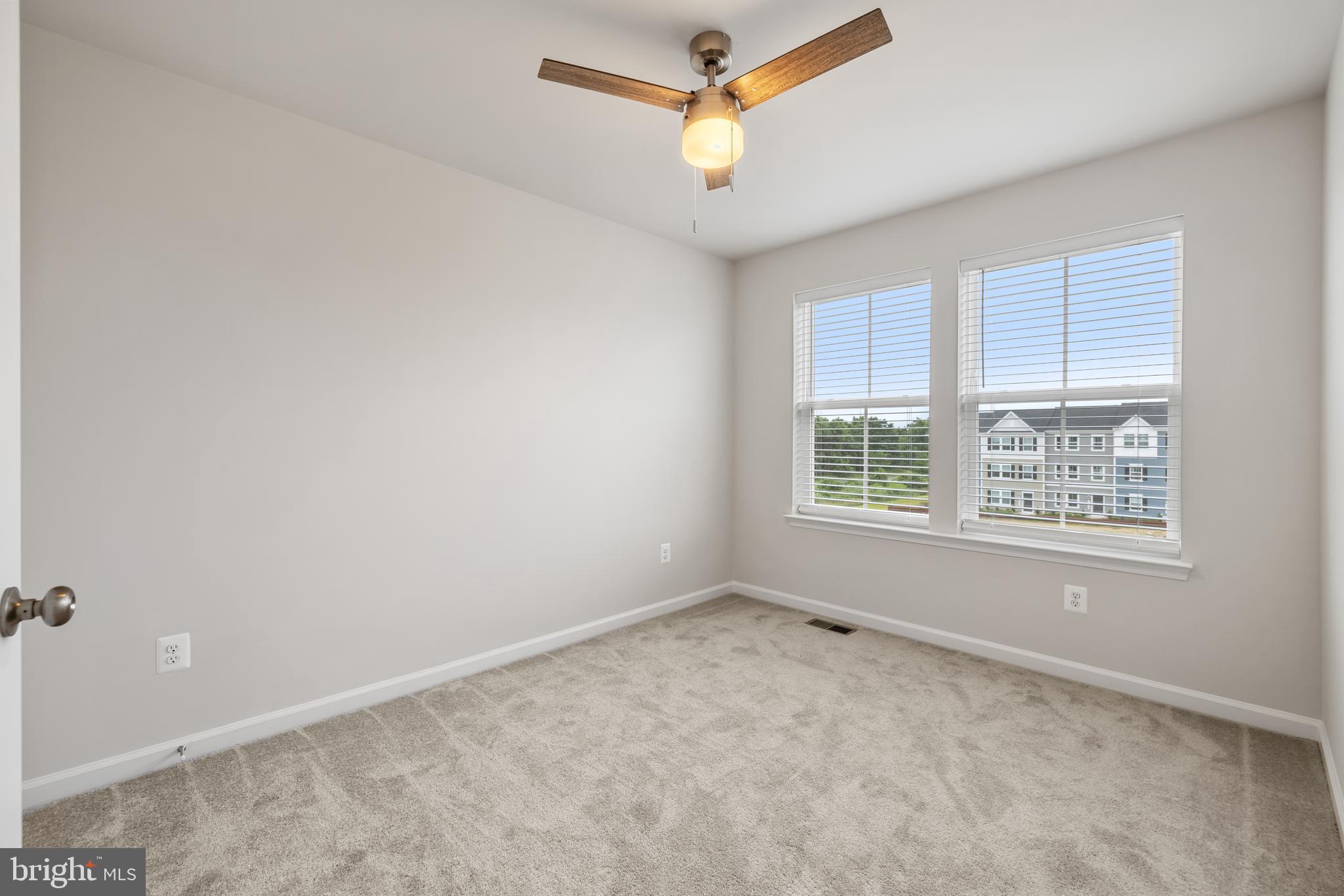 RED CLOVER MEADOWS - Residential Lease