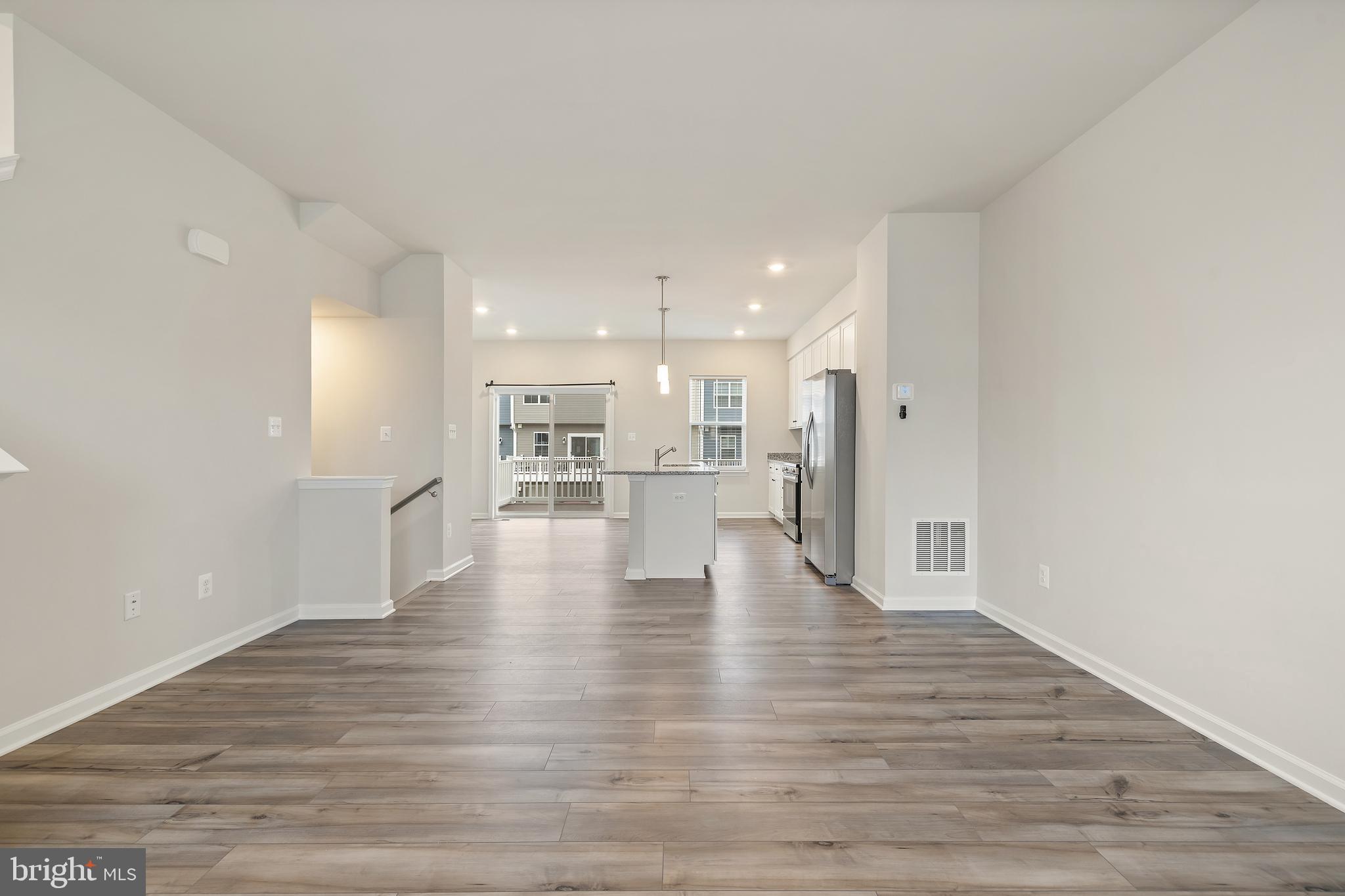 RED CLOVER MEADOWS - Residential Lease