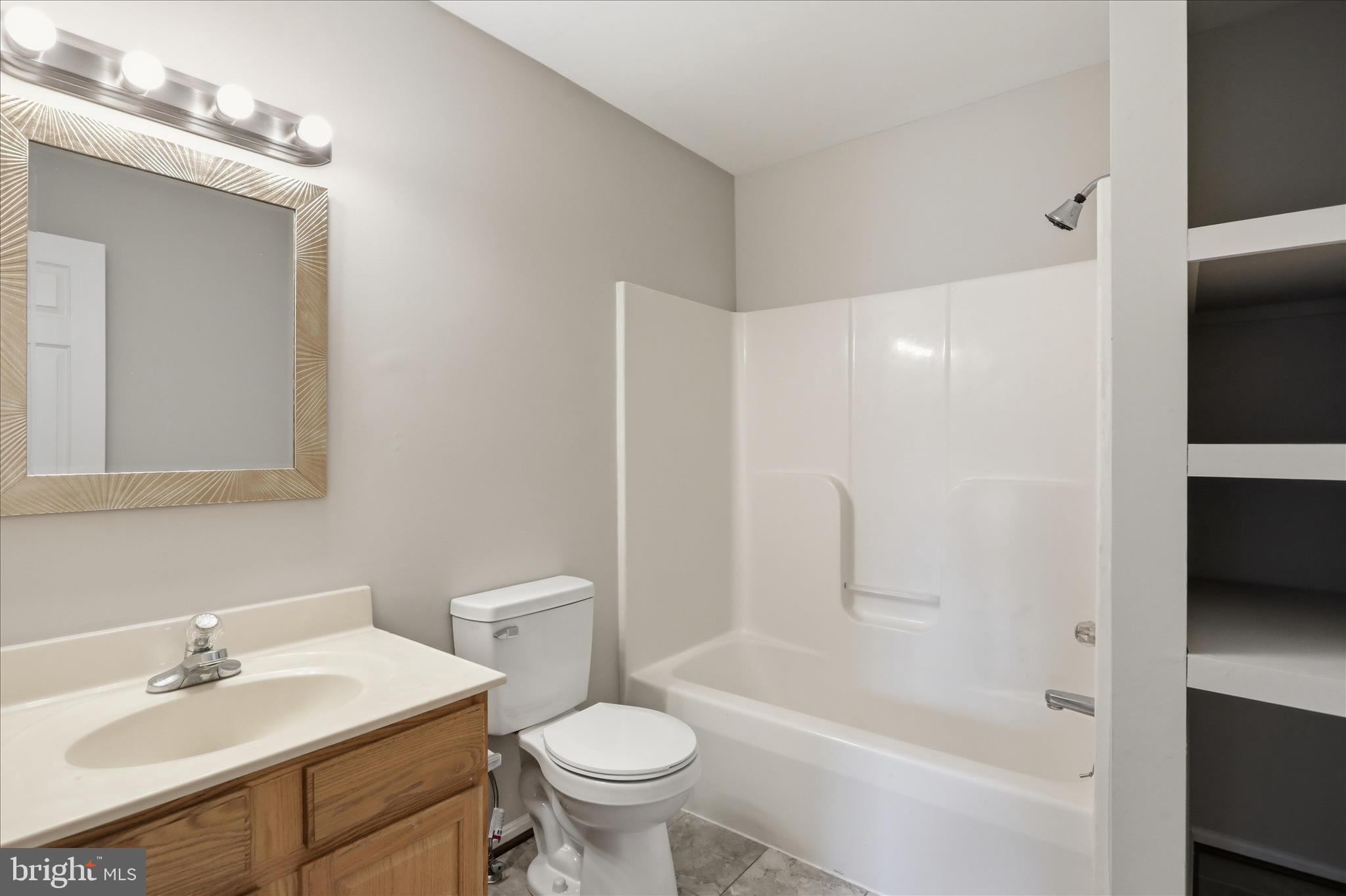 EAST RIDGE TOWNHOMES - Residential