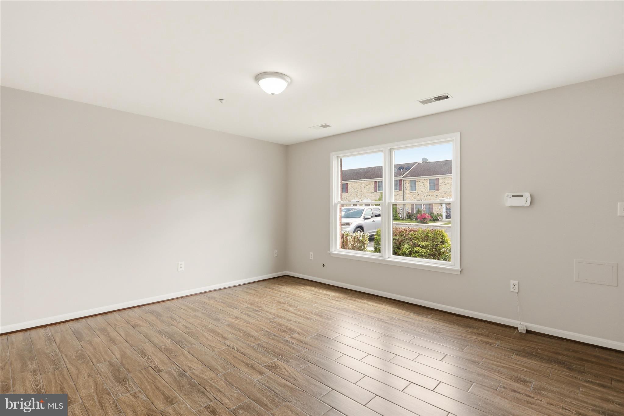 EAST RIDGE TOWNHOMES - Residential