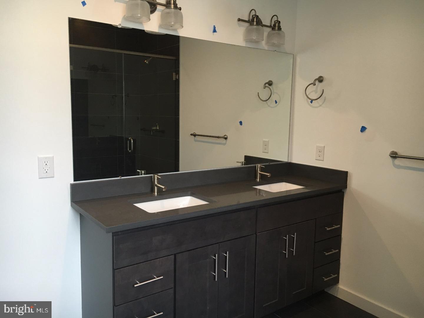 SOUTH KENSINGTON - Residential