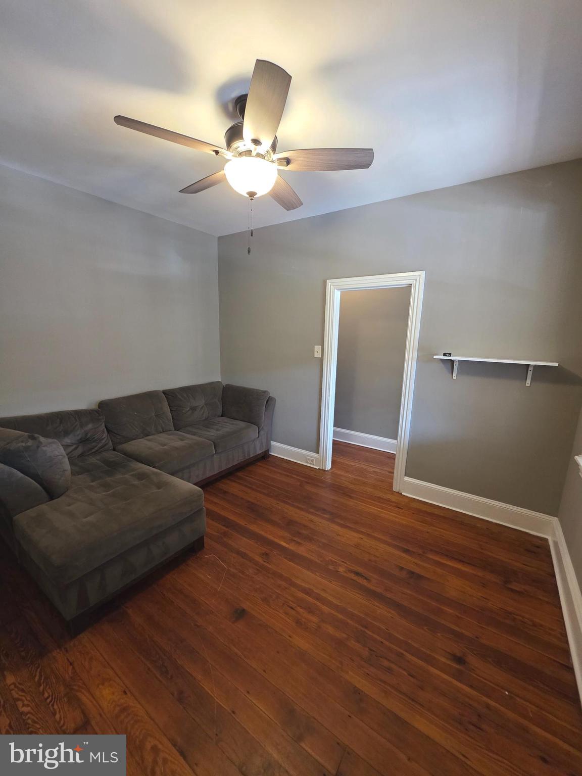 EAST FALLS - Residential