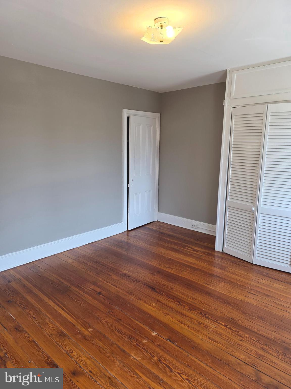 EAST FALLS - Residential