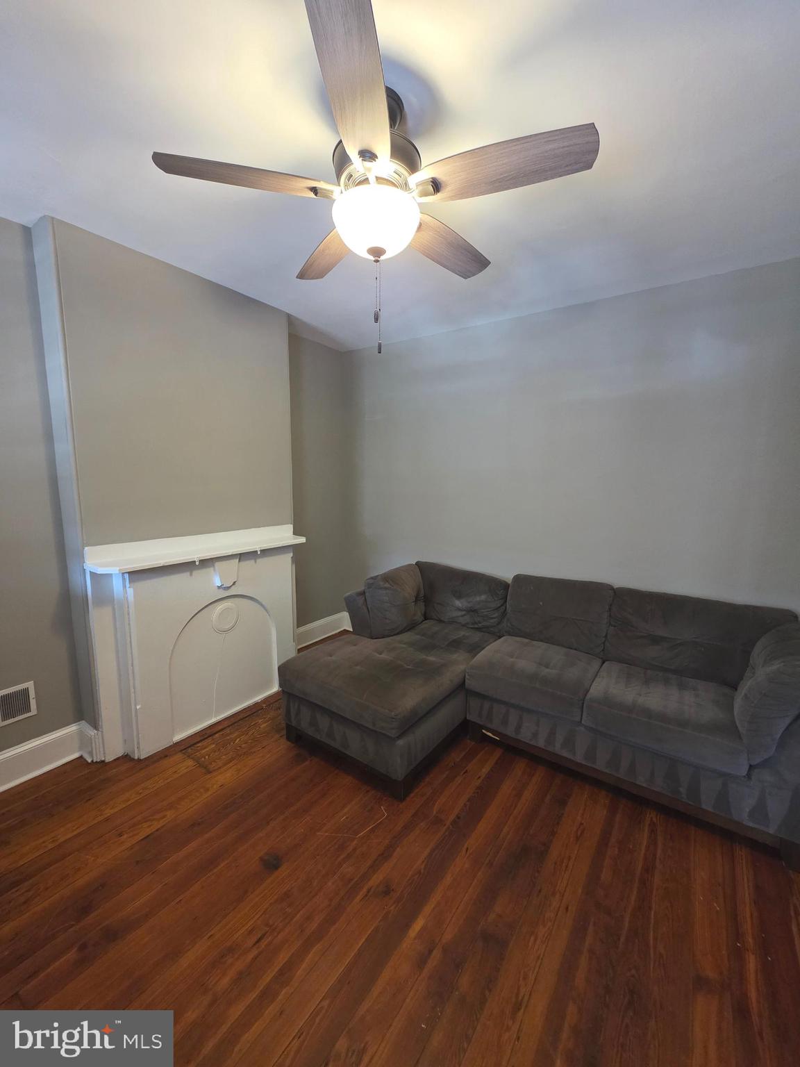 EAST FALLS - Residential