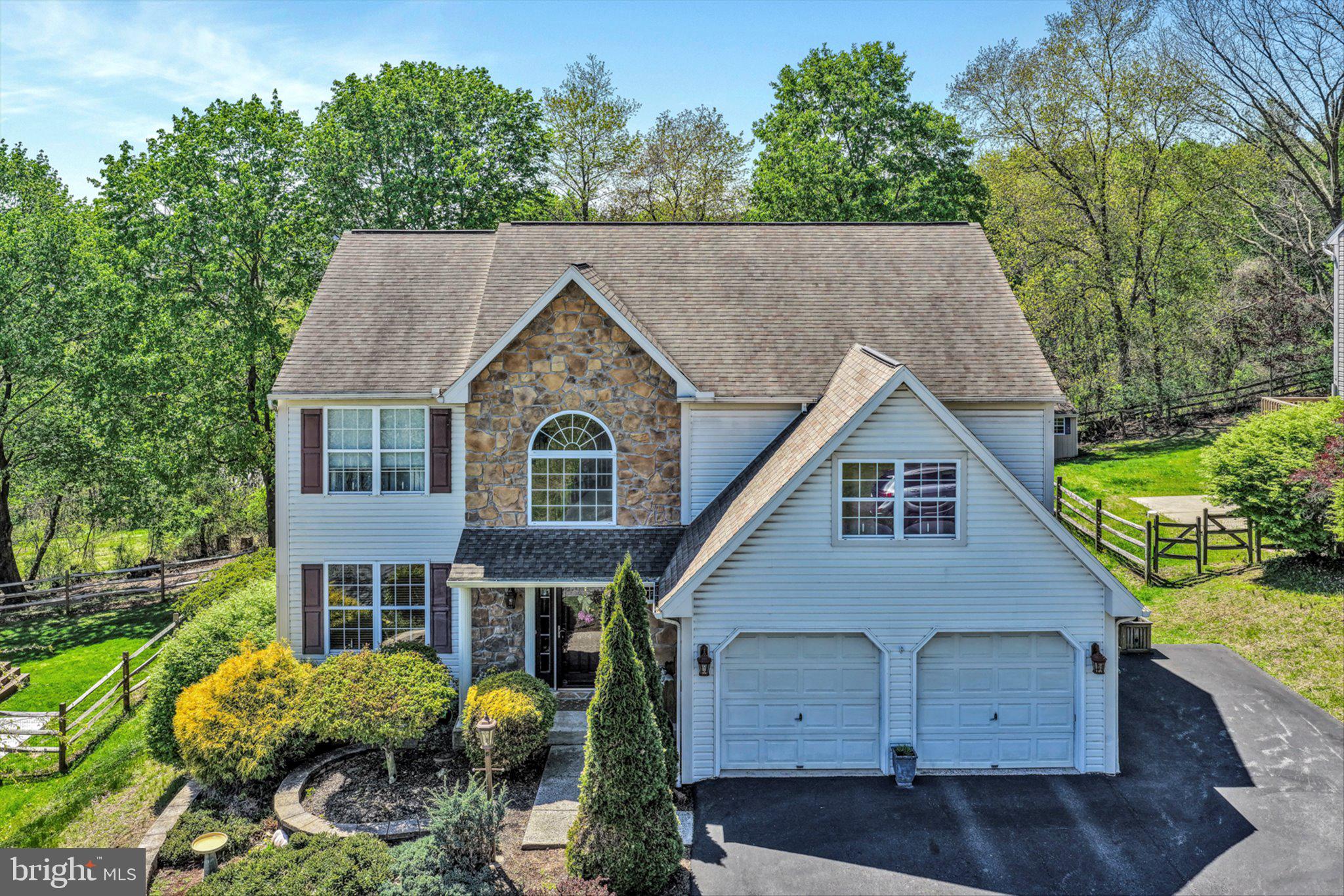 CHESTNUT HILL - Residential
