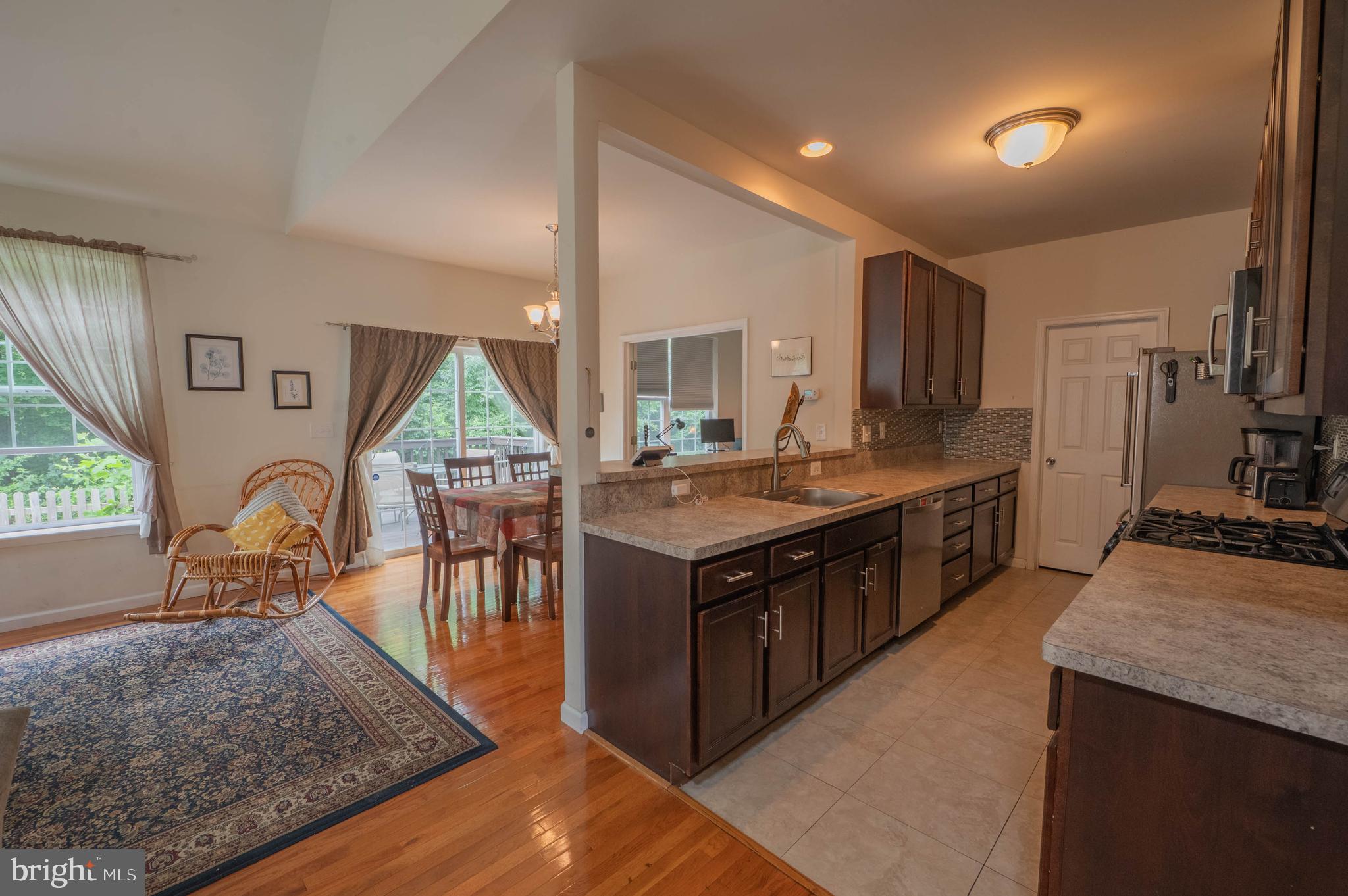 FIELDS AT LOCKRIDGE - Residential