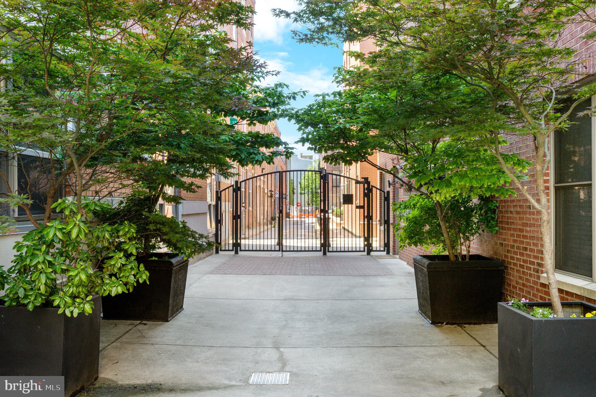 OLD CITY - Residential