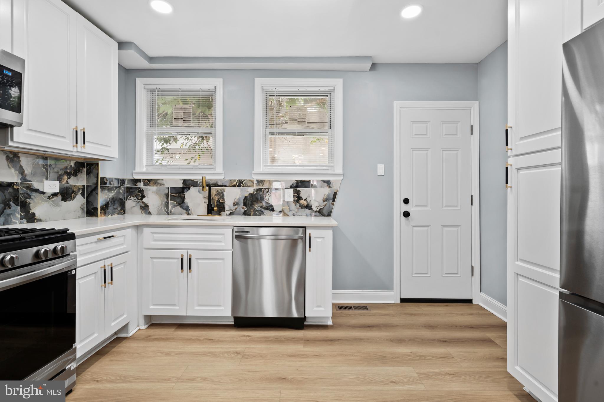 WEST PASSYUNK - Residential