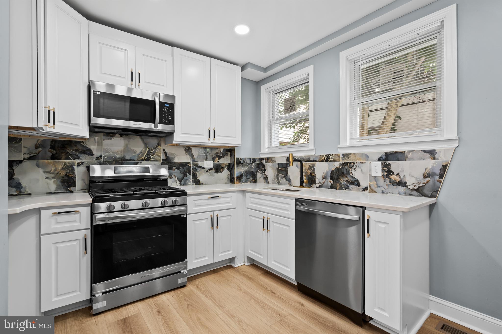 WEST PASSYUNK - Residential