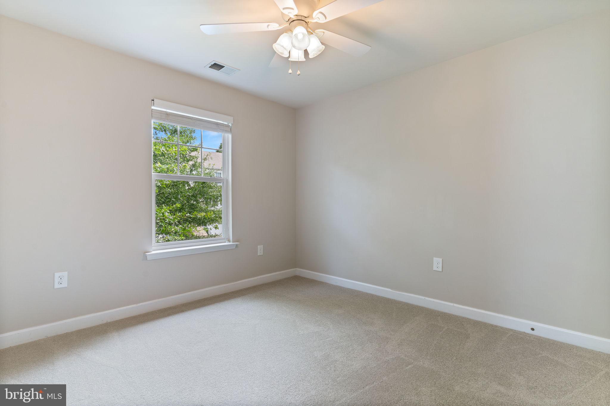 OAK TREE LANDING - Residential