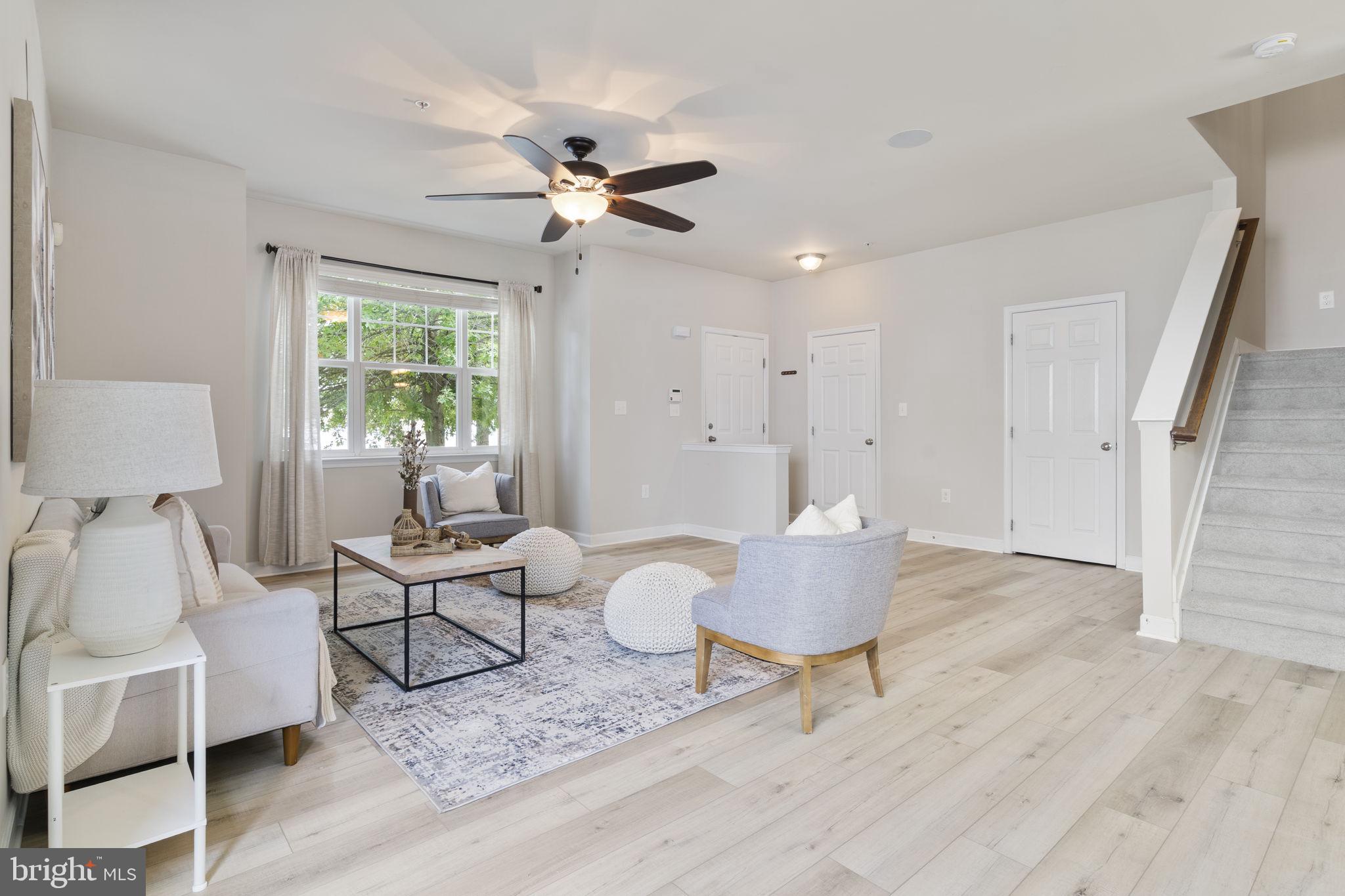 OAK TREE LANDING - Residential