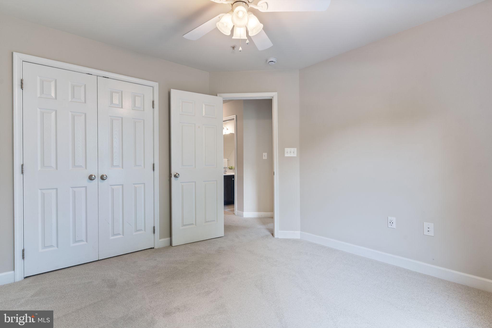 OAK TREE LANDING - Residential