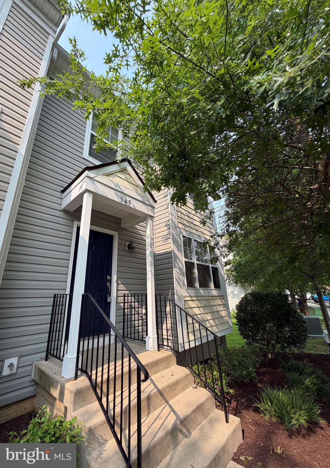 OAK TREE LANDING - Residential