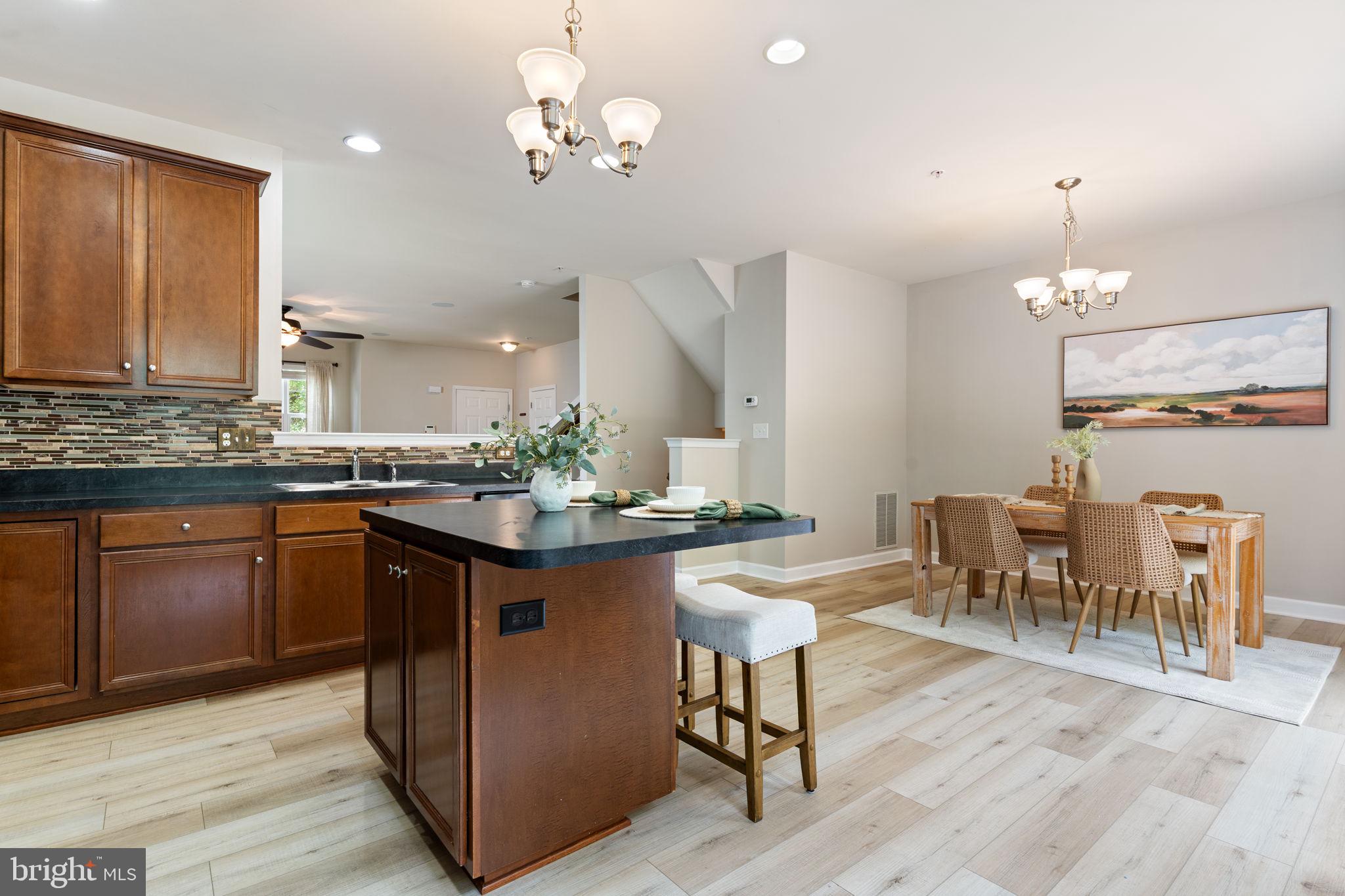 OAK TREE LANDING - Residential