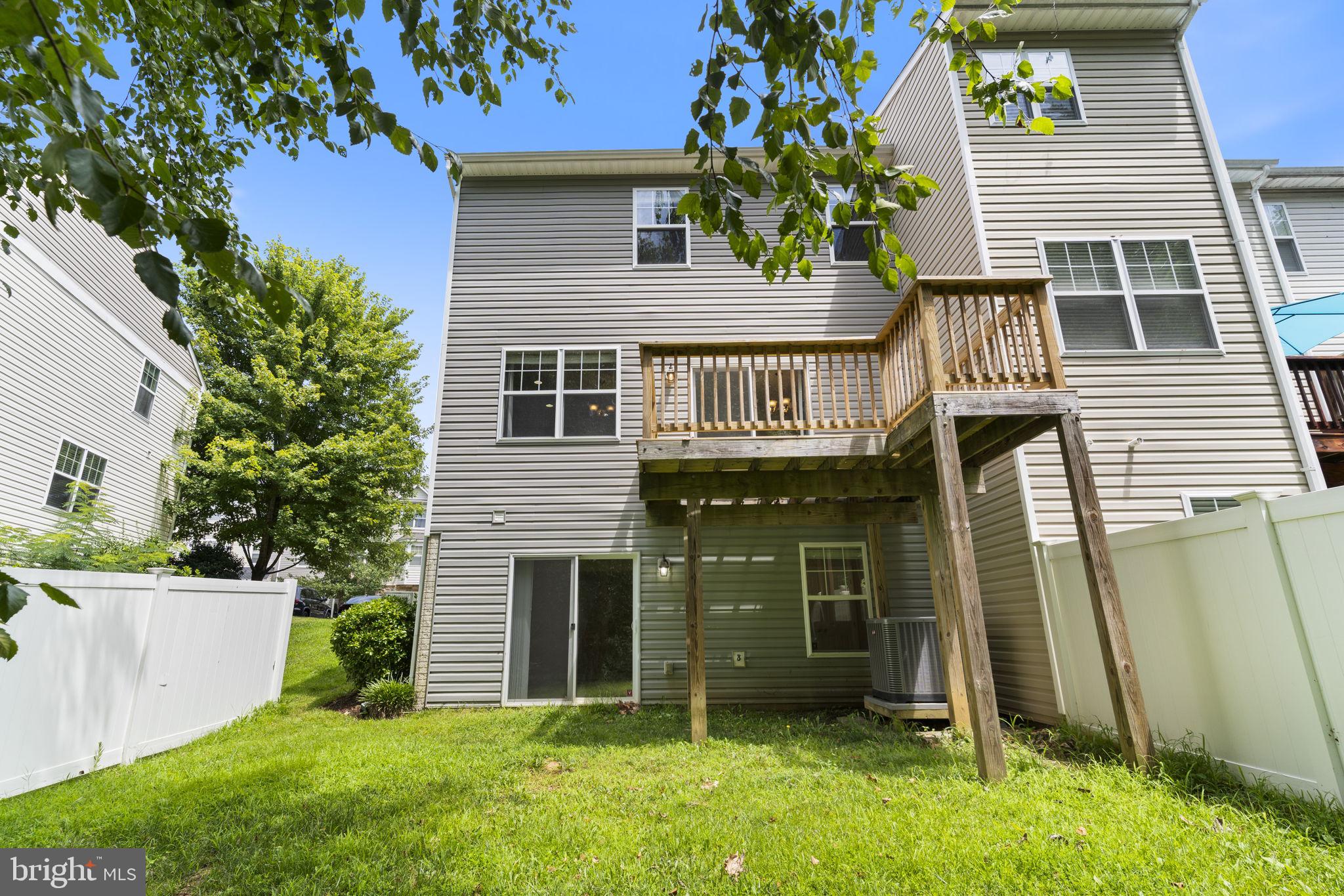 OAK TREE LANDING - Residential
