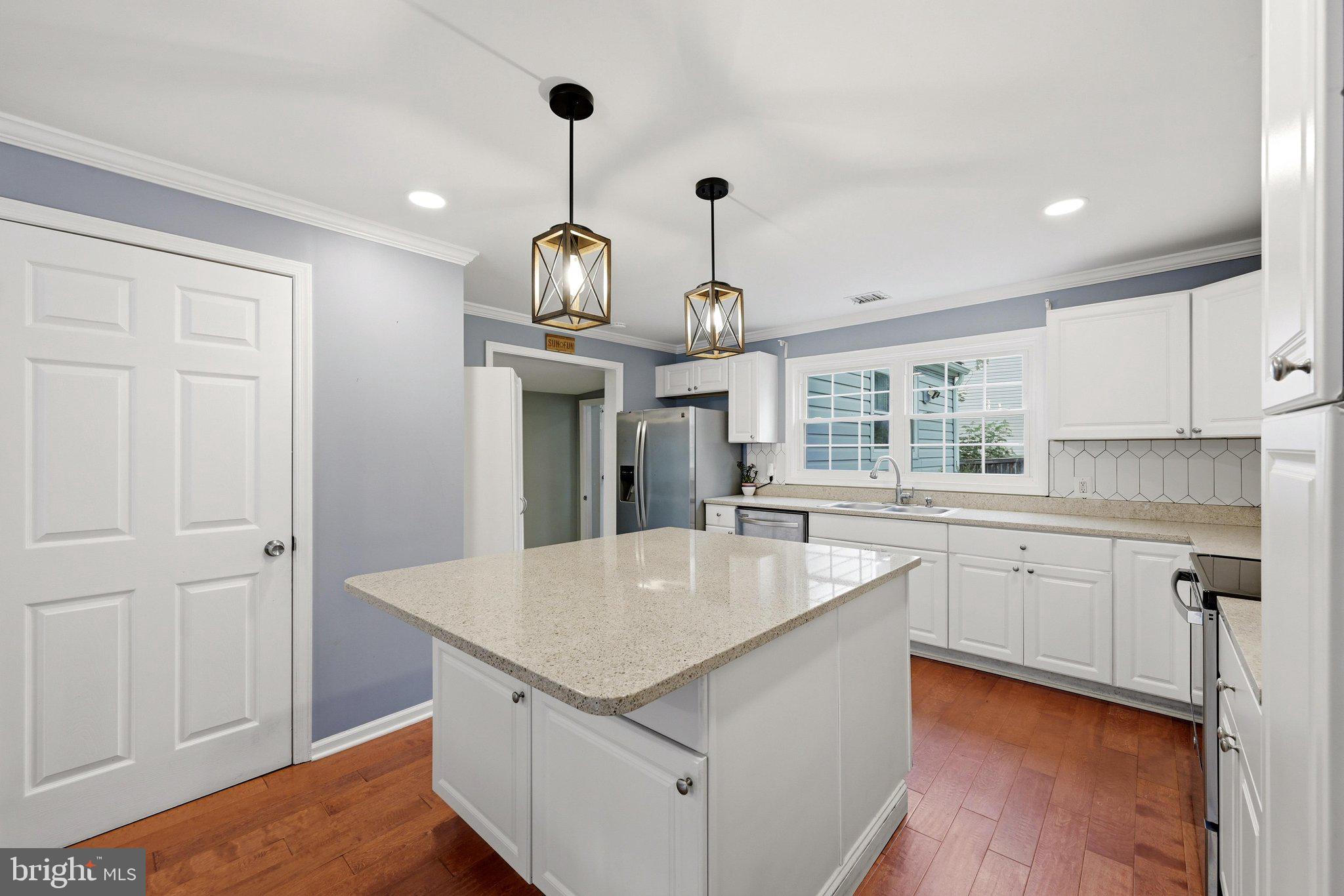 GUNSTON HEIGHTS - Residential